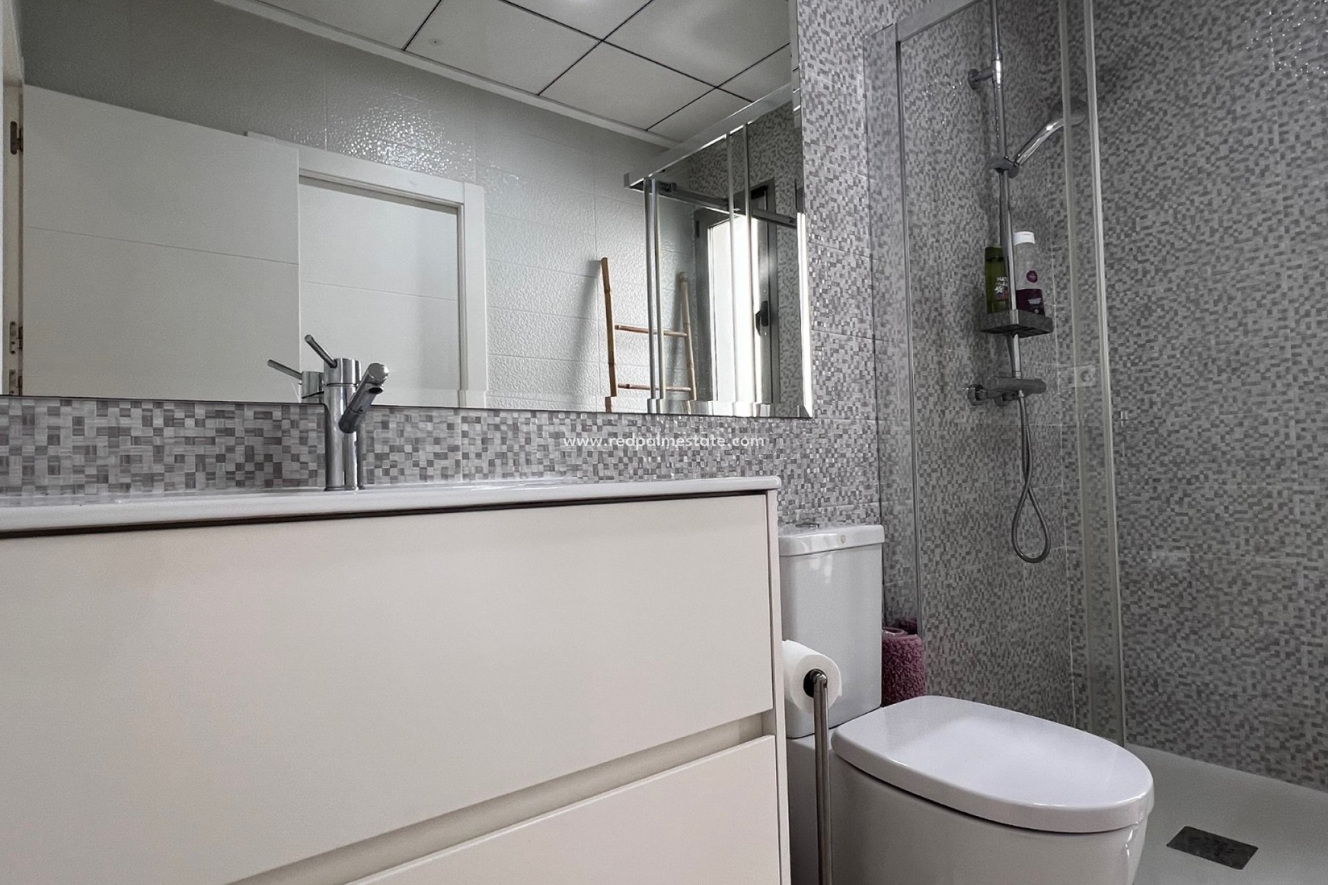 Resale - Villa -
Orihuela Costa