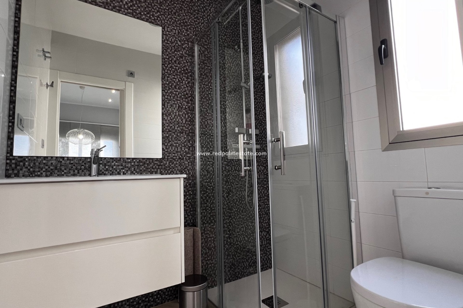 Resale - Villa -
Orihuela Costa