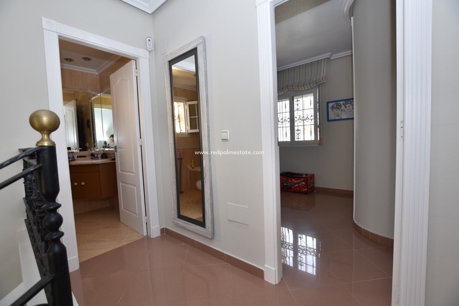Resale - Villa -
Orihuela Costa