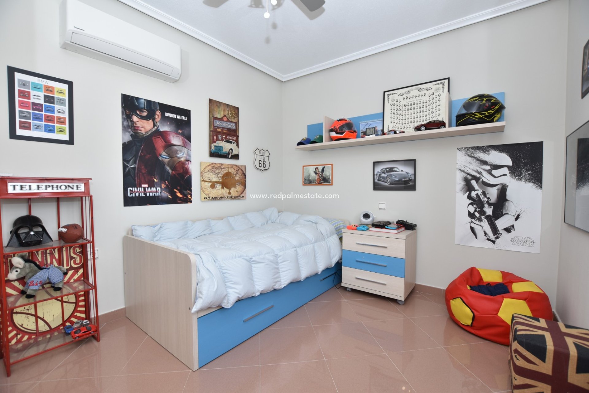 Resale - Villa -
Orihuela Costa