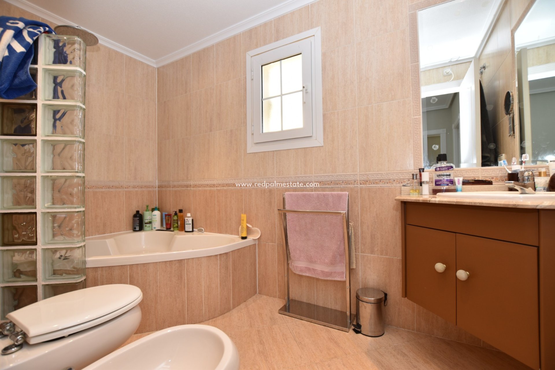 Resale - Villa -
Orihuela Costa