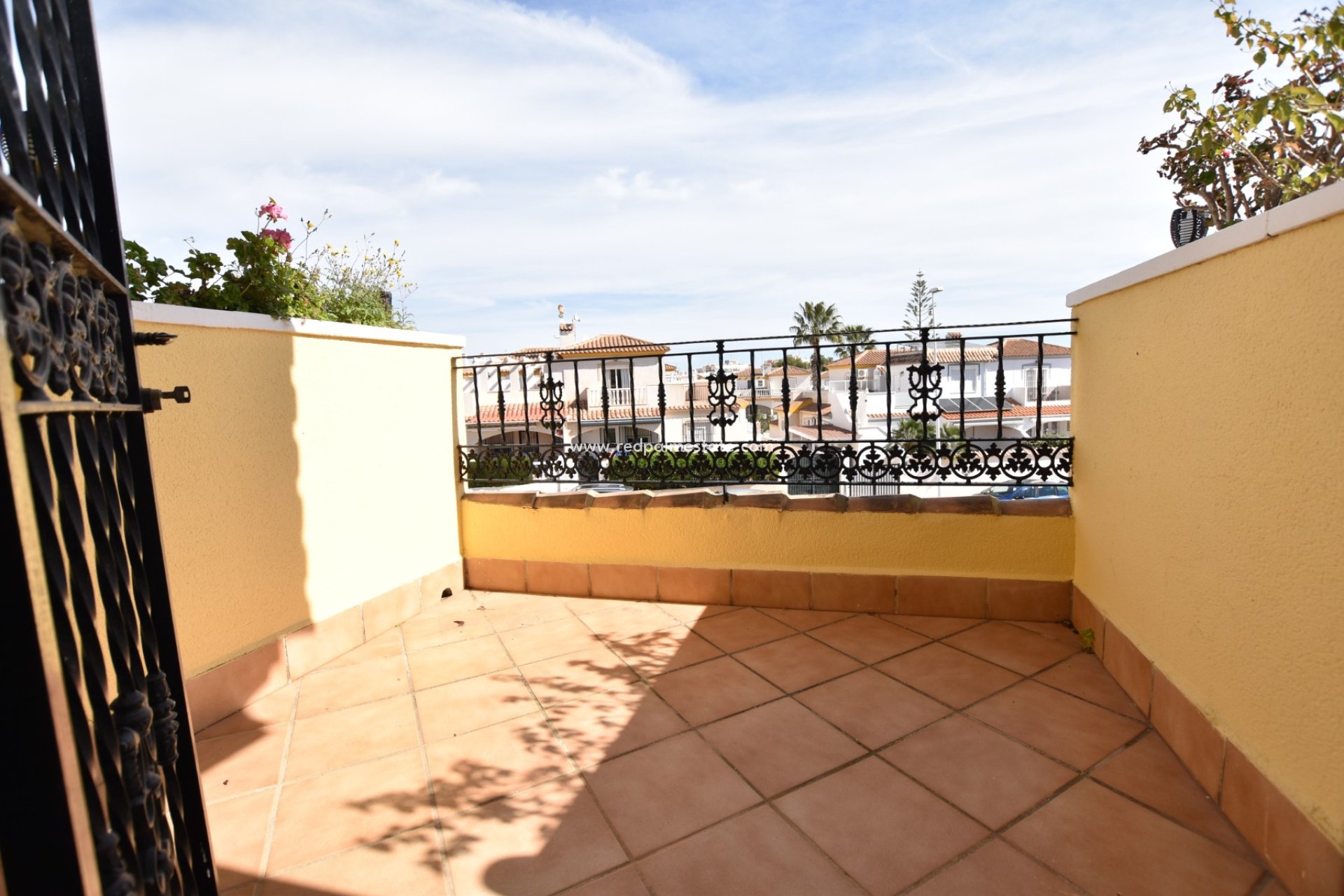 Resale - Villa -
Orihuela Costa