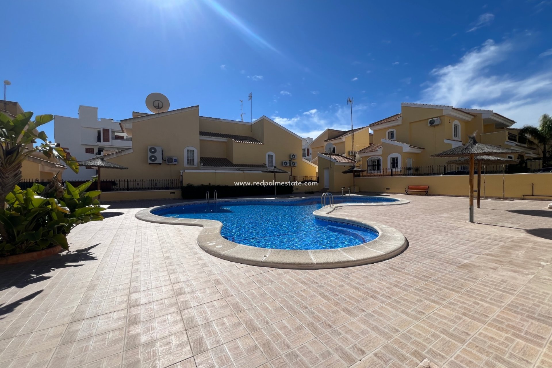Resale - Villa -
Orihuela Costa