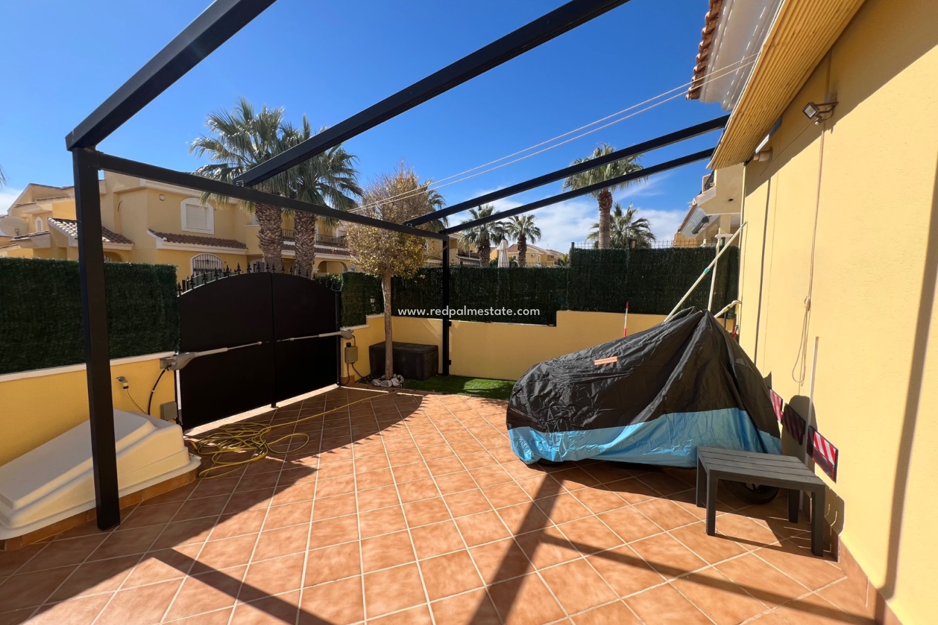 Resale - Villa -
Orihuela Costa