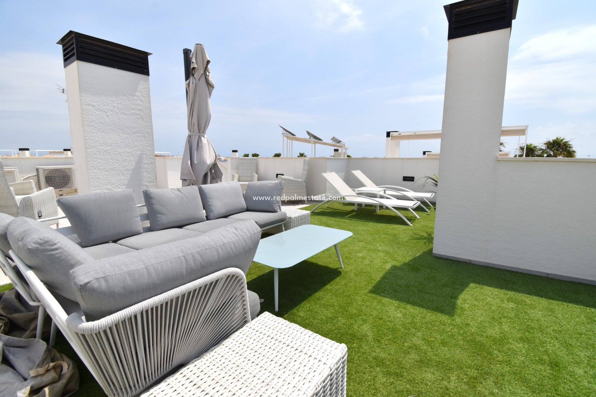 Resale - Villa -
Orihuela Costa