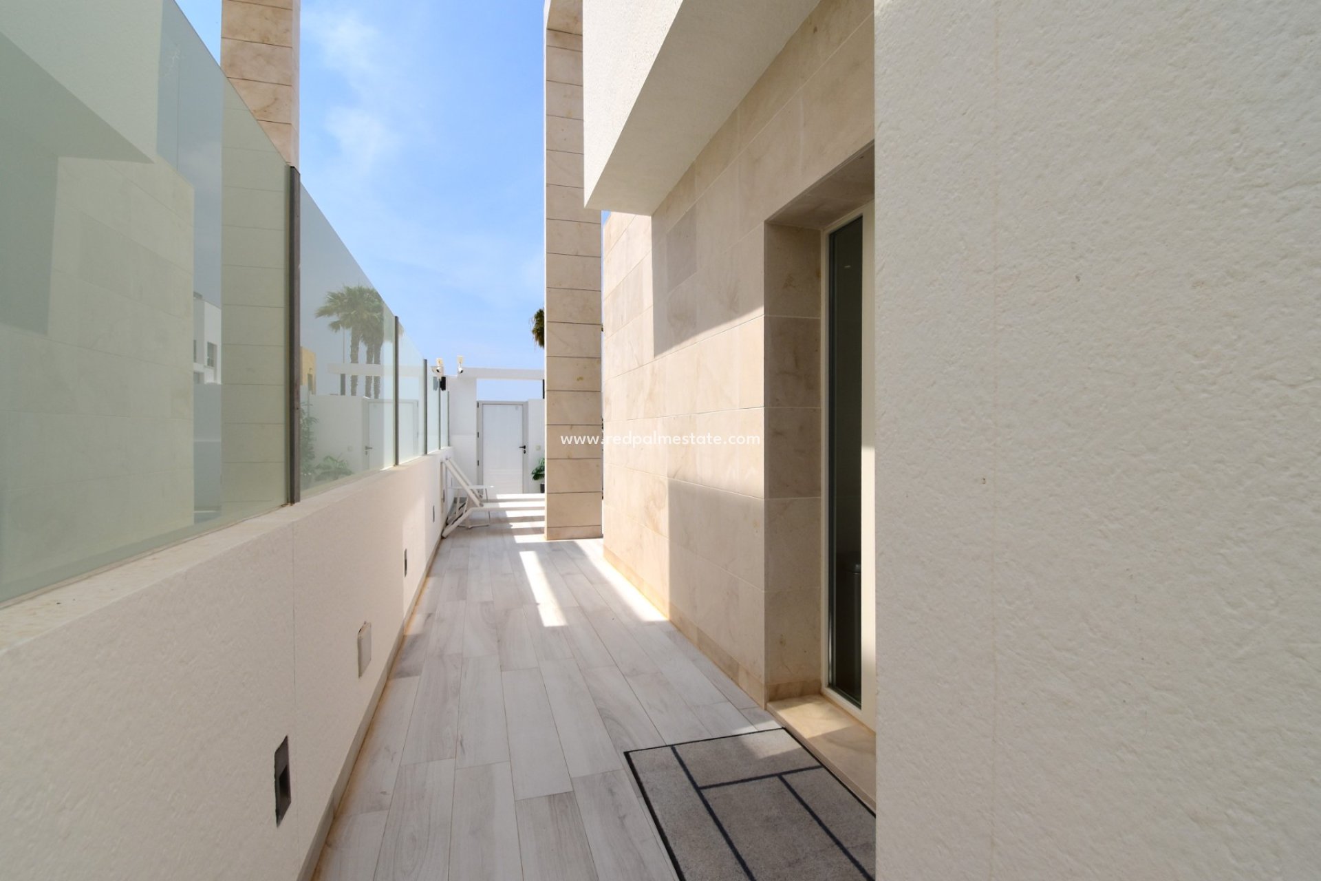 Resale - Villa -
Orihuela Costa