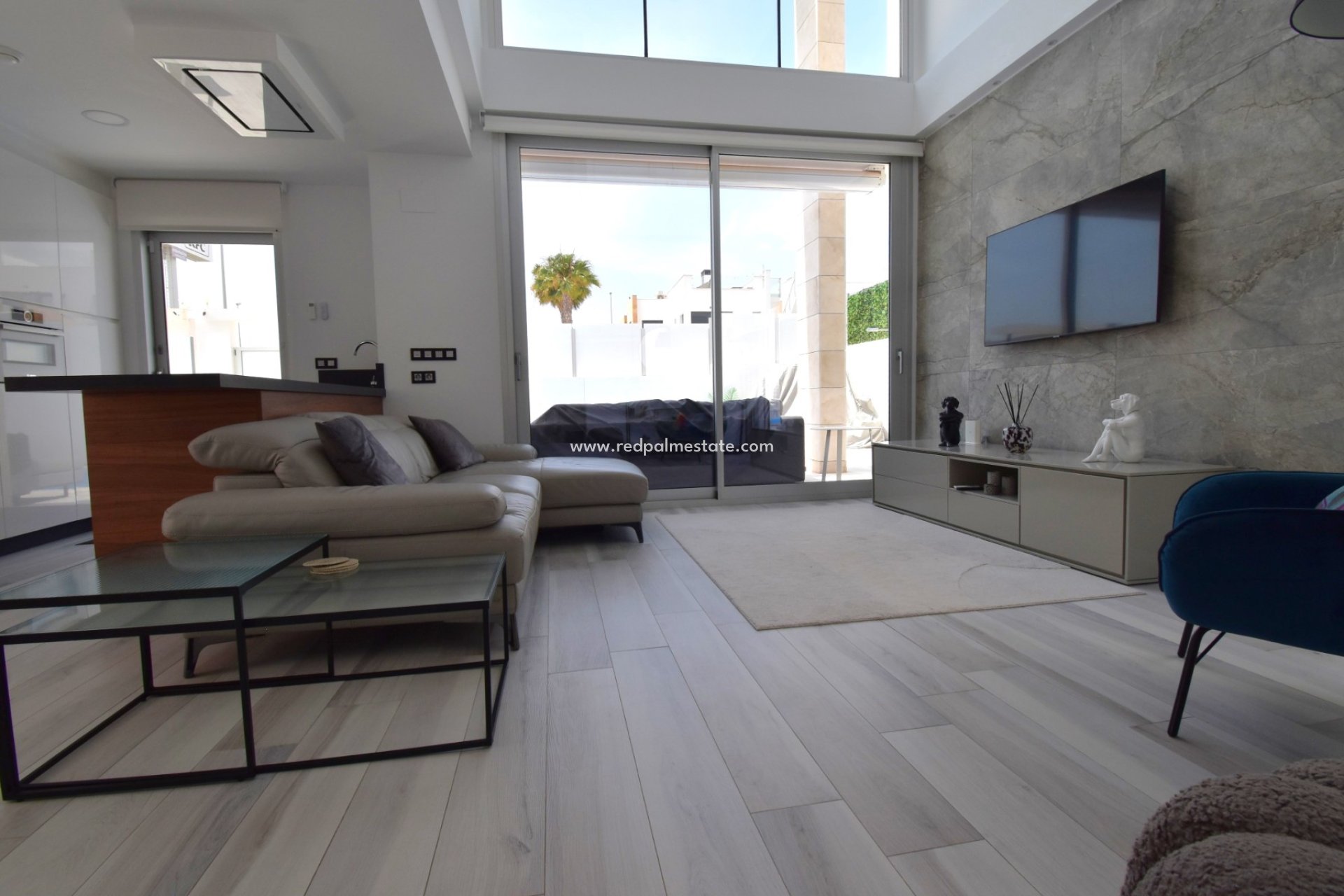 Resale - Villa -
Orihuela Costa