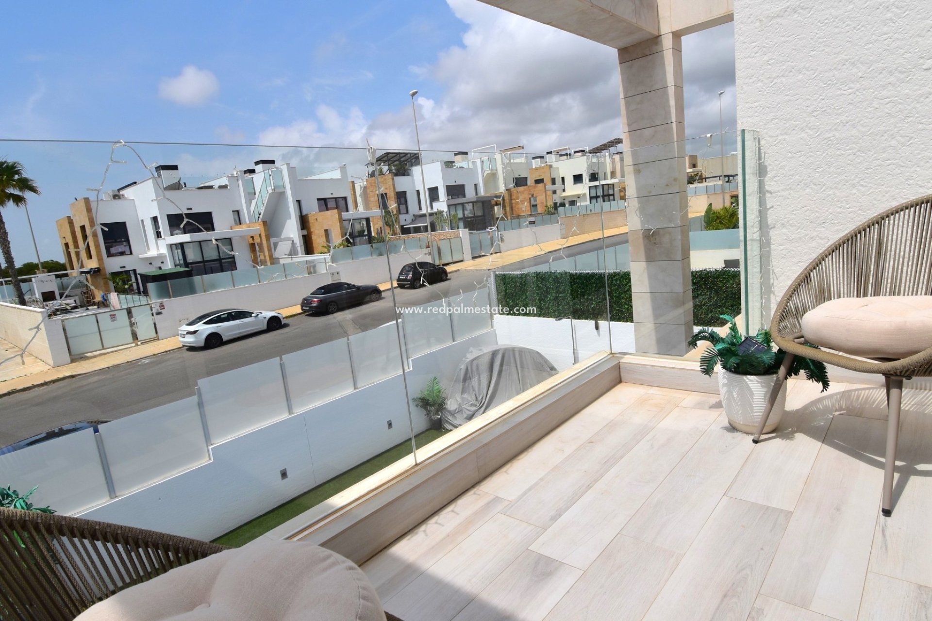Resale - Villa -
Orihuela Costa