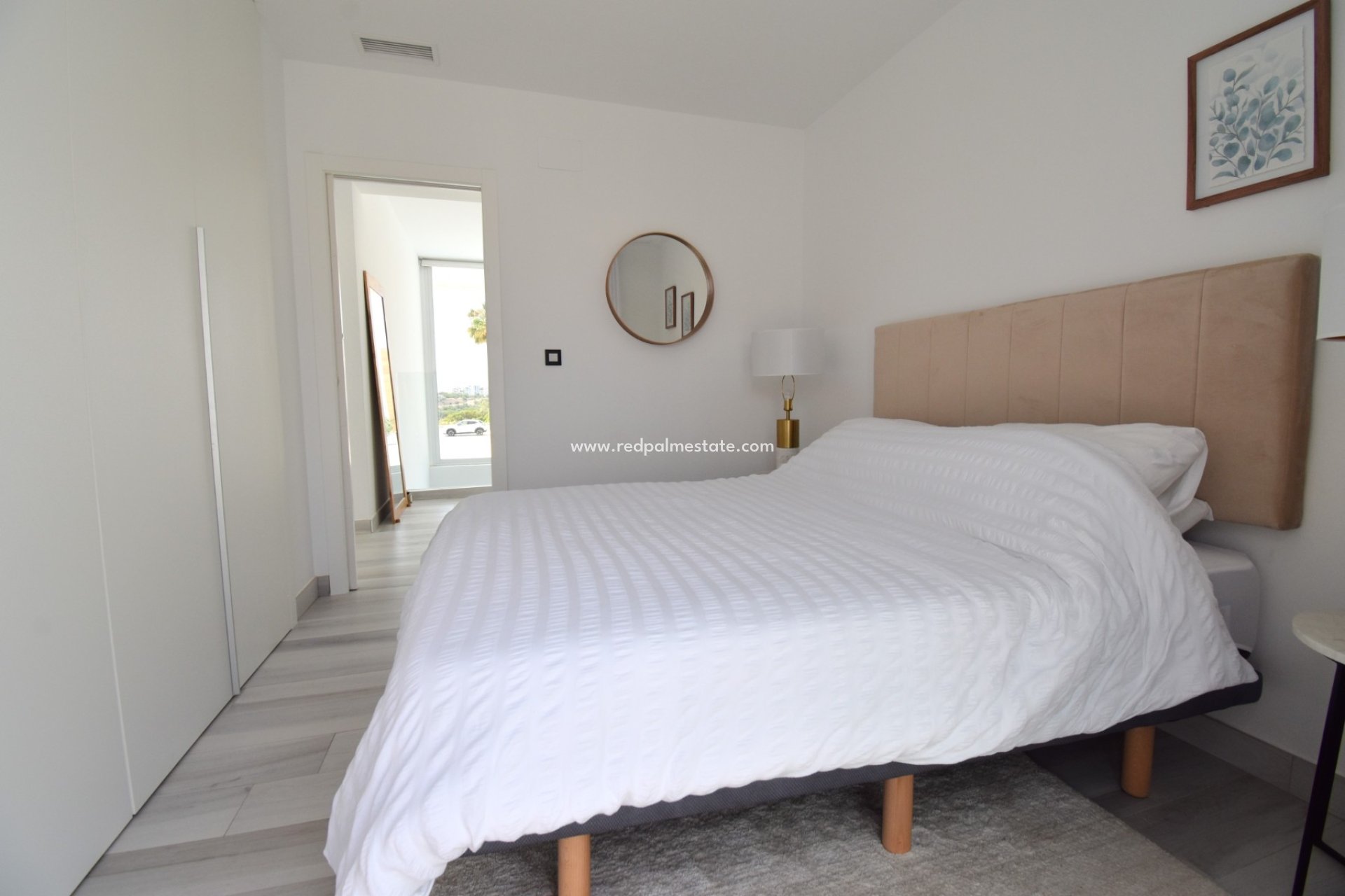 Resale - Villa -
Orihuela Costa
