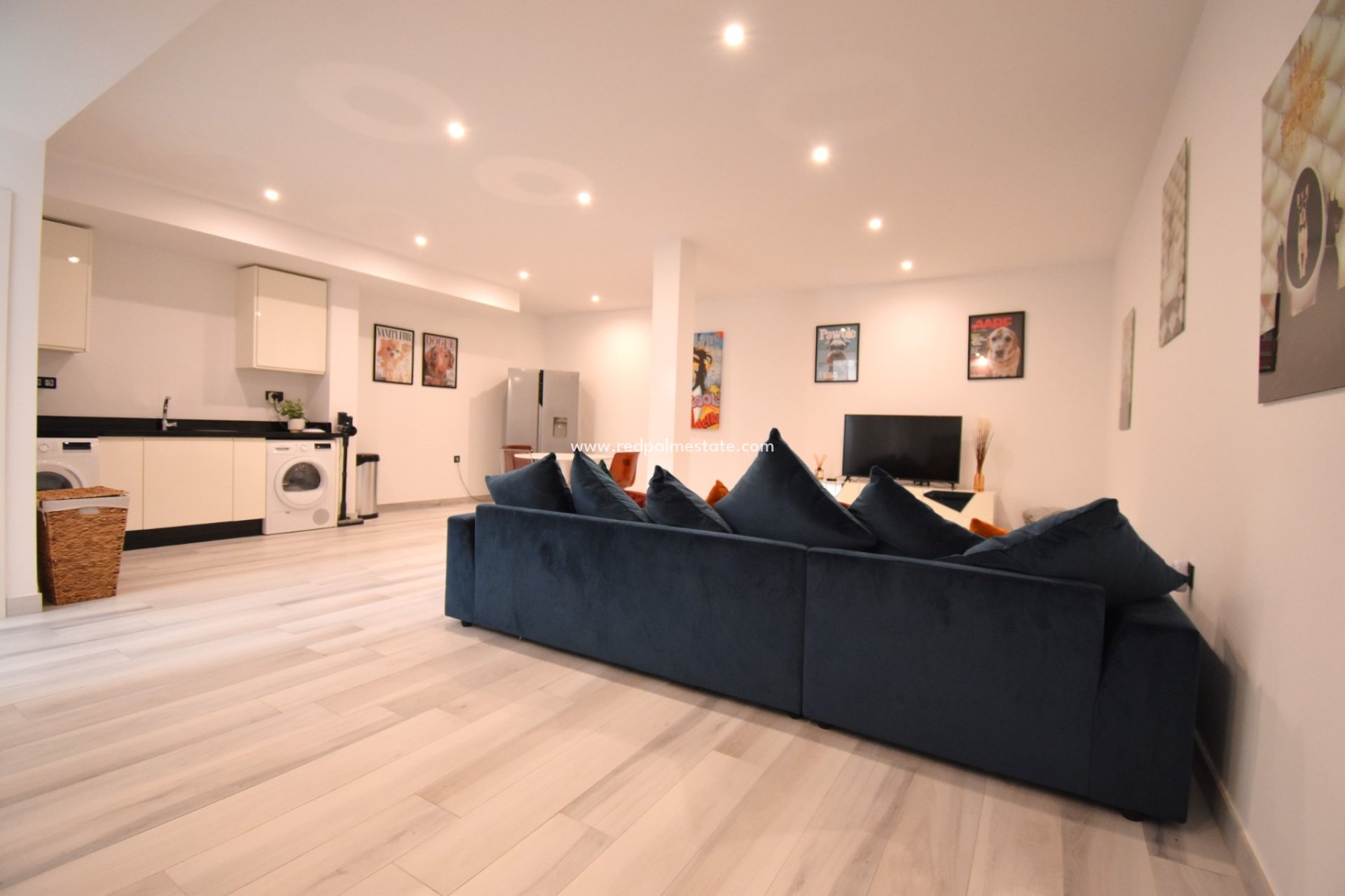 Resale - Villa -
Orihuela Costa