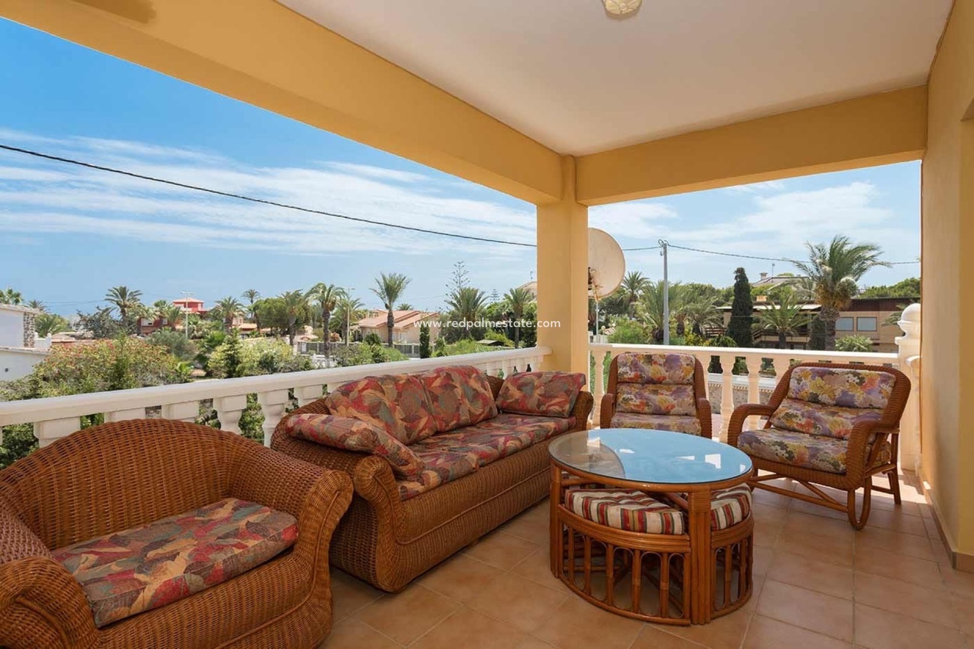 Resale - Villa -
Orihuela Costa