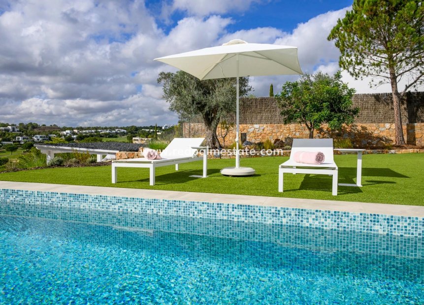 Resale - Villa -
Orihuela - Inland