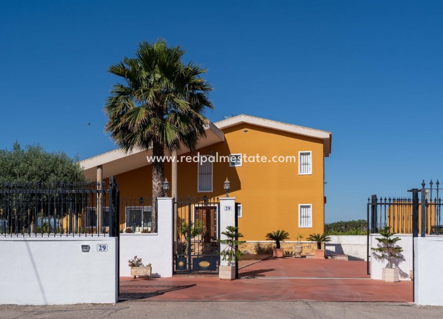 Resale - Villa -
Orihuela - Inland