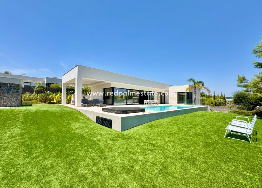 Resale - Villa -
Orihuela - Las Colinas Golf