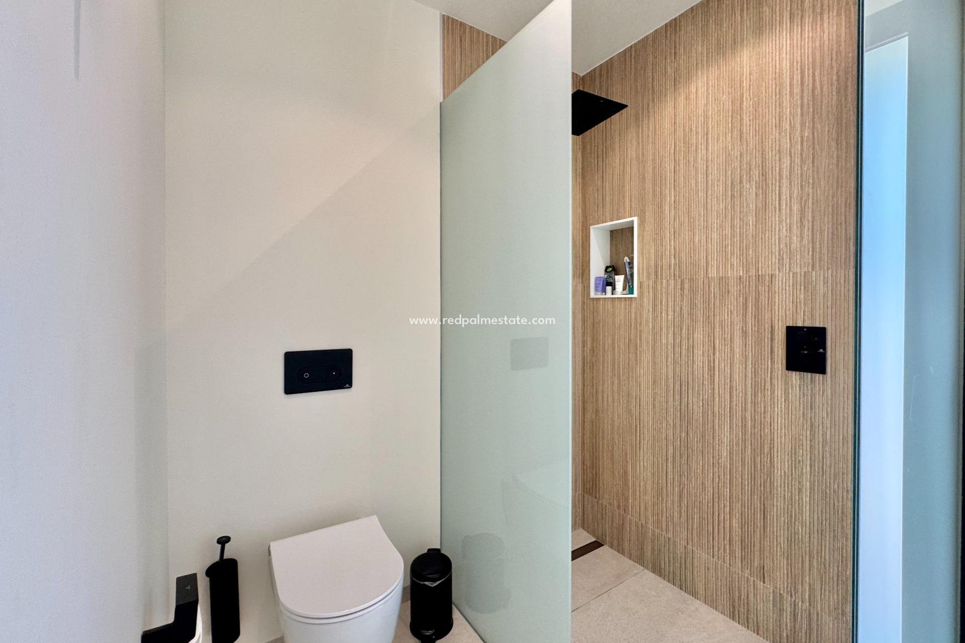Resale - Villa -
Orihuela - Las Colinas Golf
