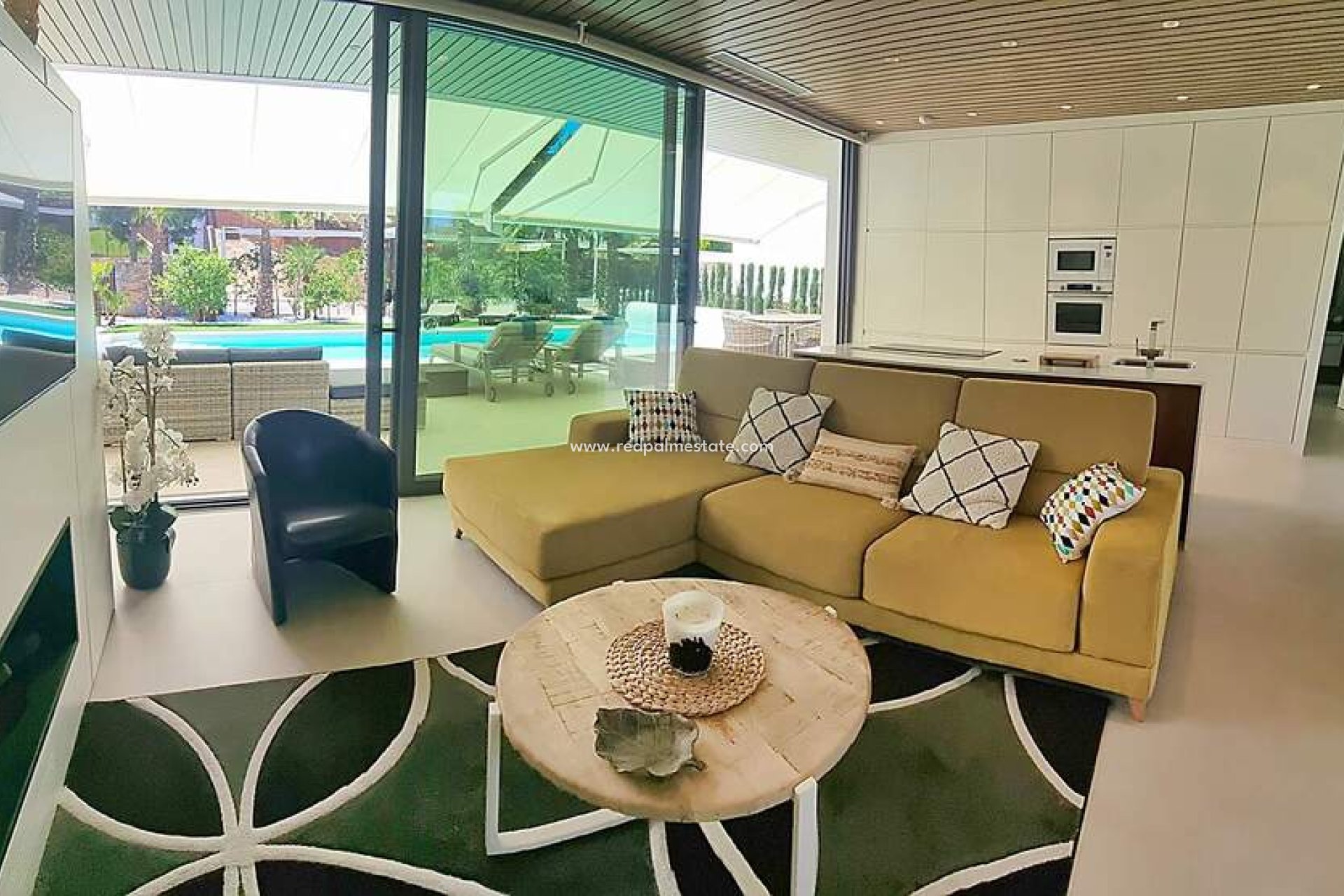 Resale - Villa -
Orihuela - Las Colinas Golf