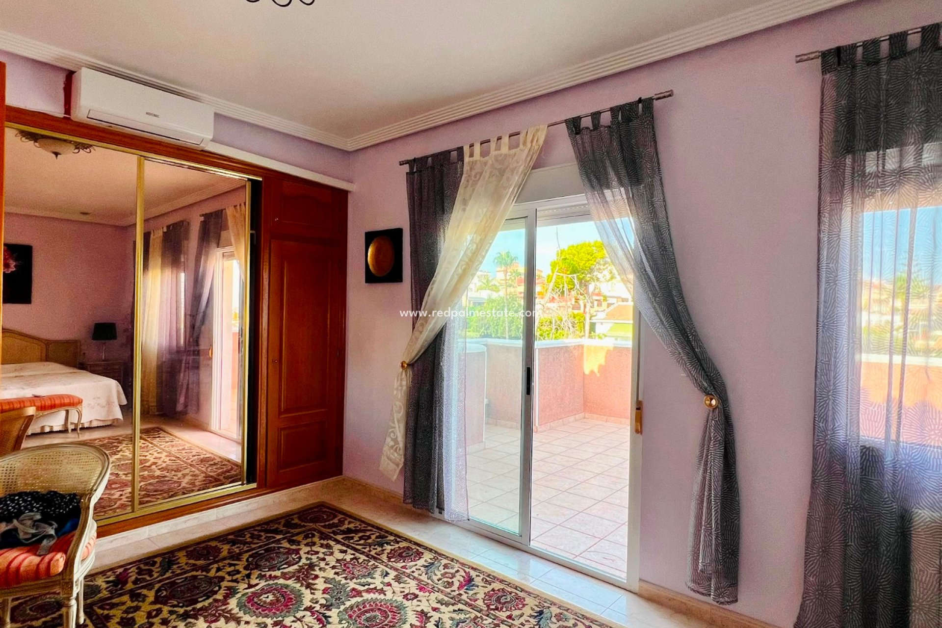 Resale - Villa -
Orihuela - Los balcones