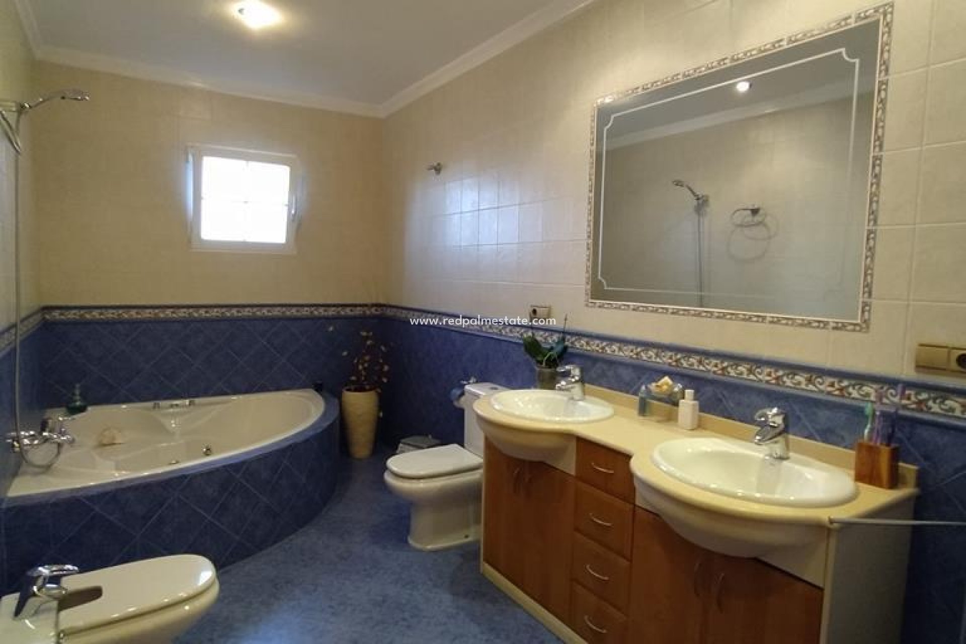 Resale - Villa -
Orihuela - LOS DESEMPARADOS