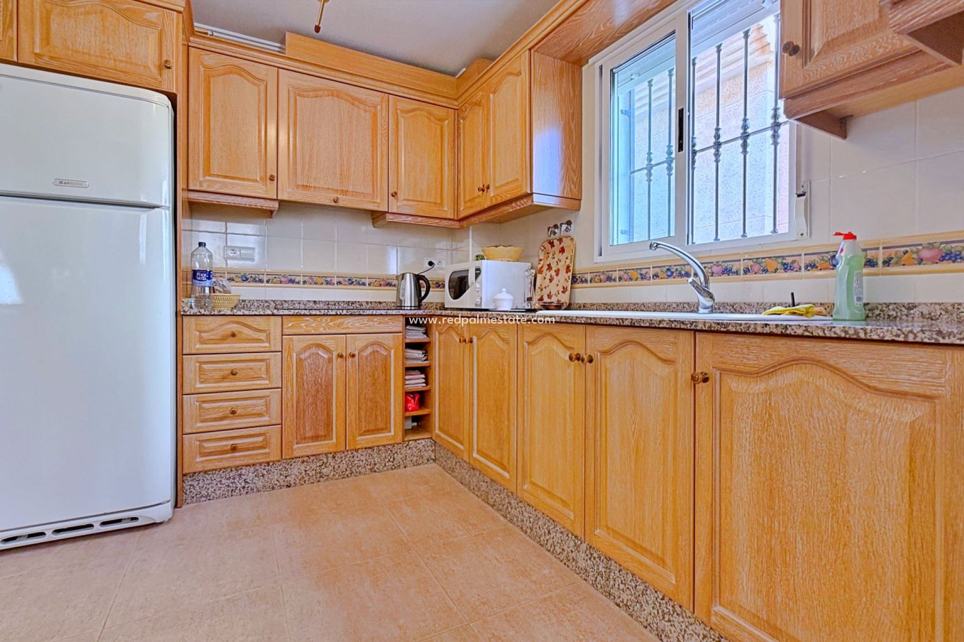 Resale - Villa -
Orihuela - Orihuela Costa