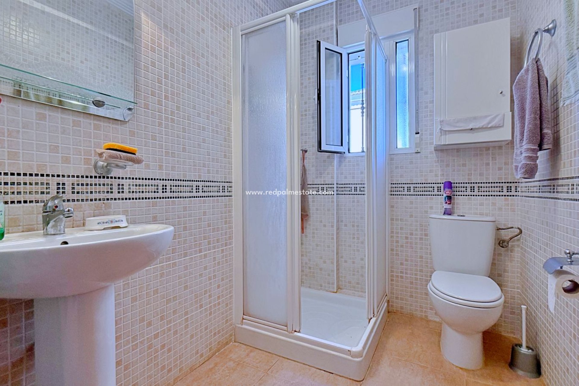 Resale - Villa -
Orihuela - Orihuela Costa