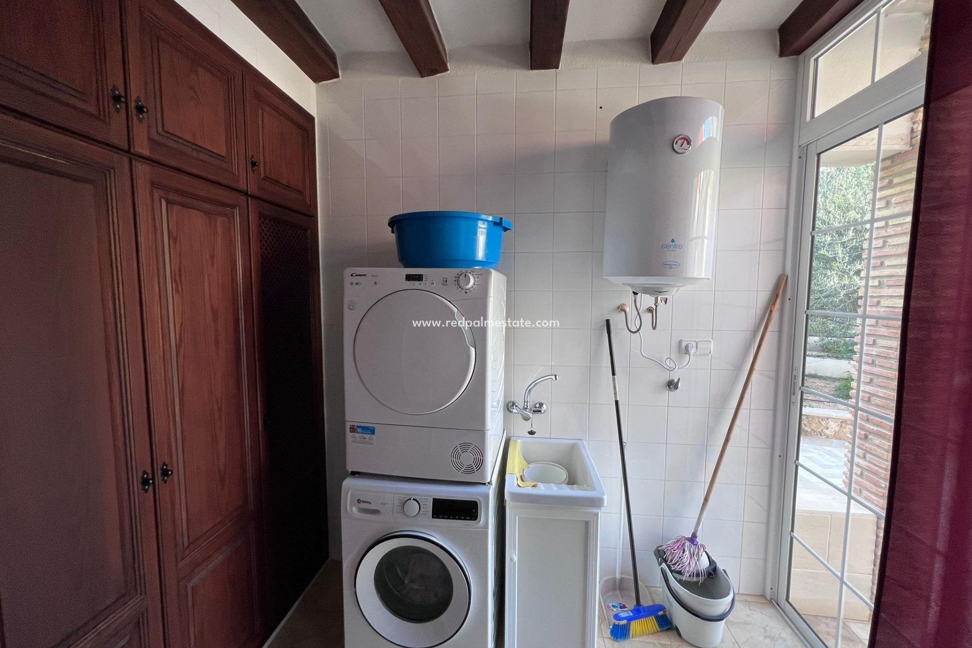 Resale - Villa -
Orihuela - Raiguero de Bonanza