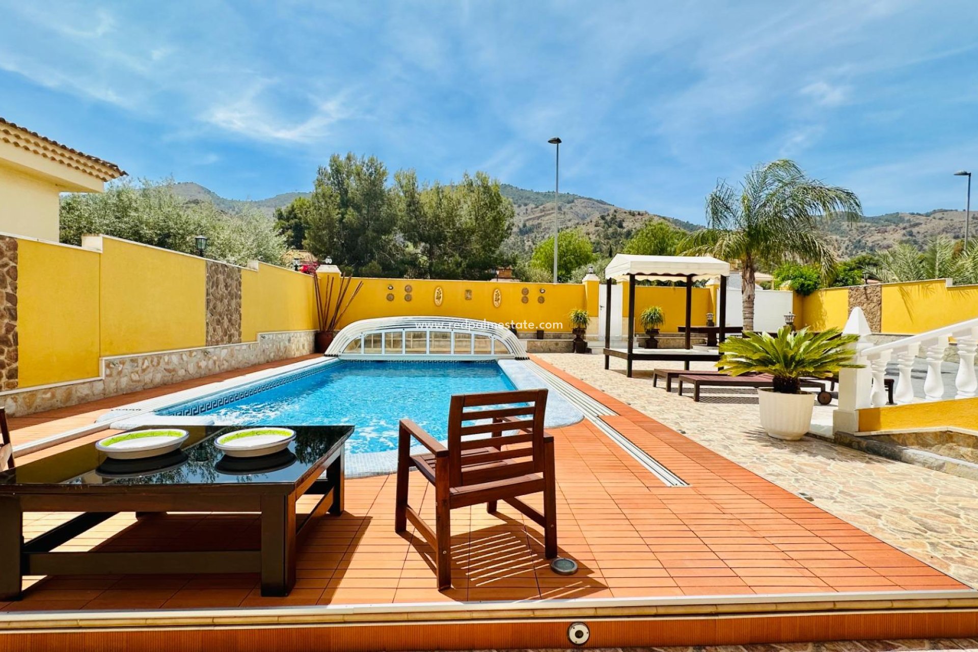 Resale - Villa -
Orihuela - Urb. Montepinar