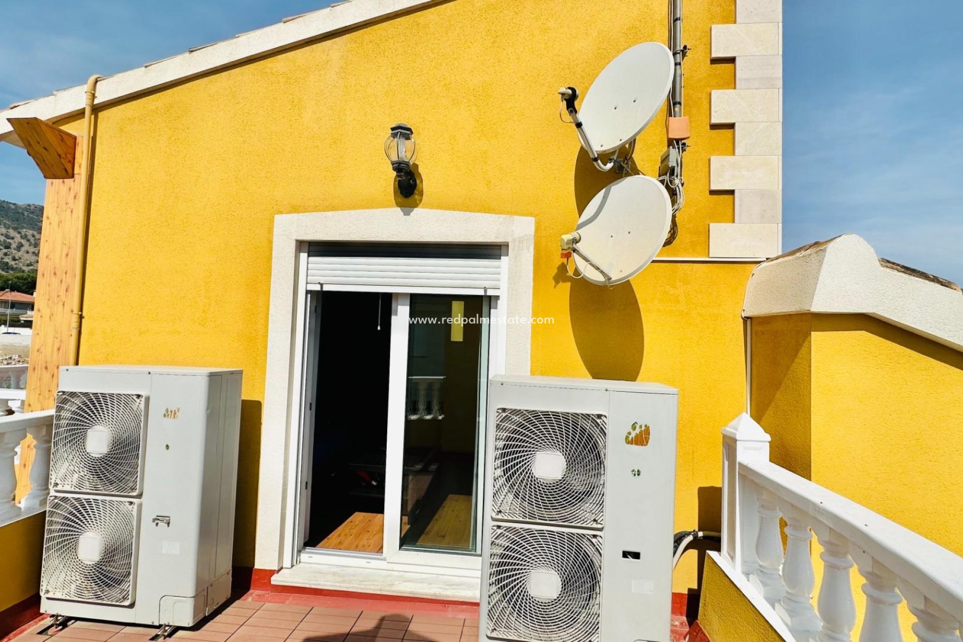 Resale - Villa -
Orihuela - Urb. Montepinar