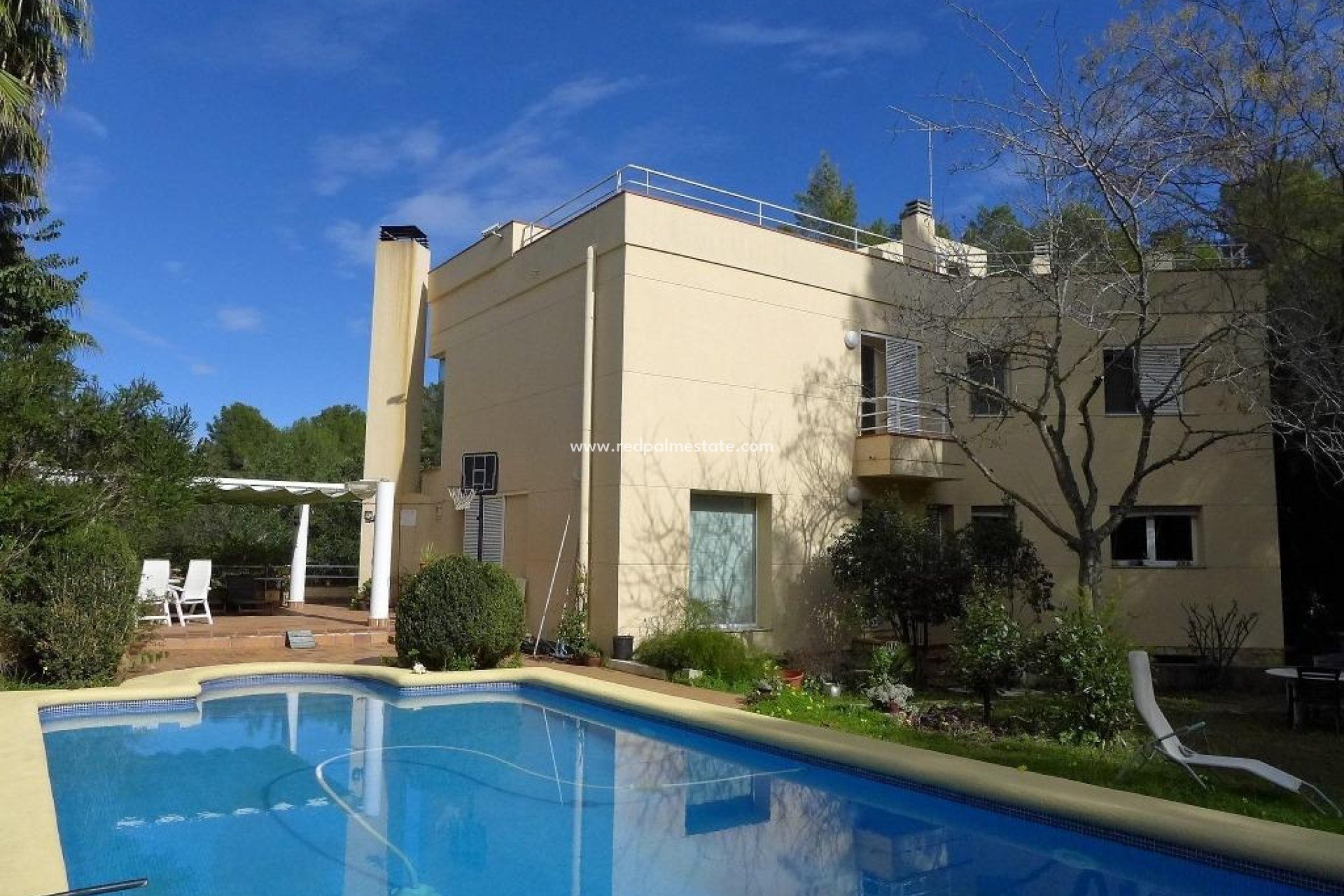 Resale - Villa -
Pedreguer - LA SELLA