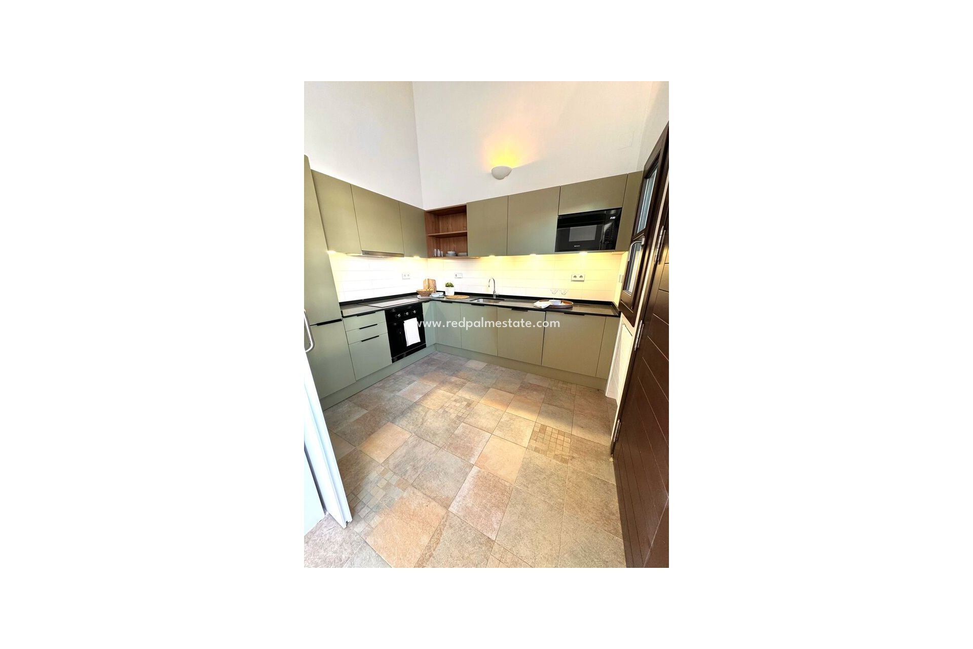 Resale - Villa -
Peraleja Golf - Inland