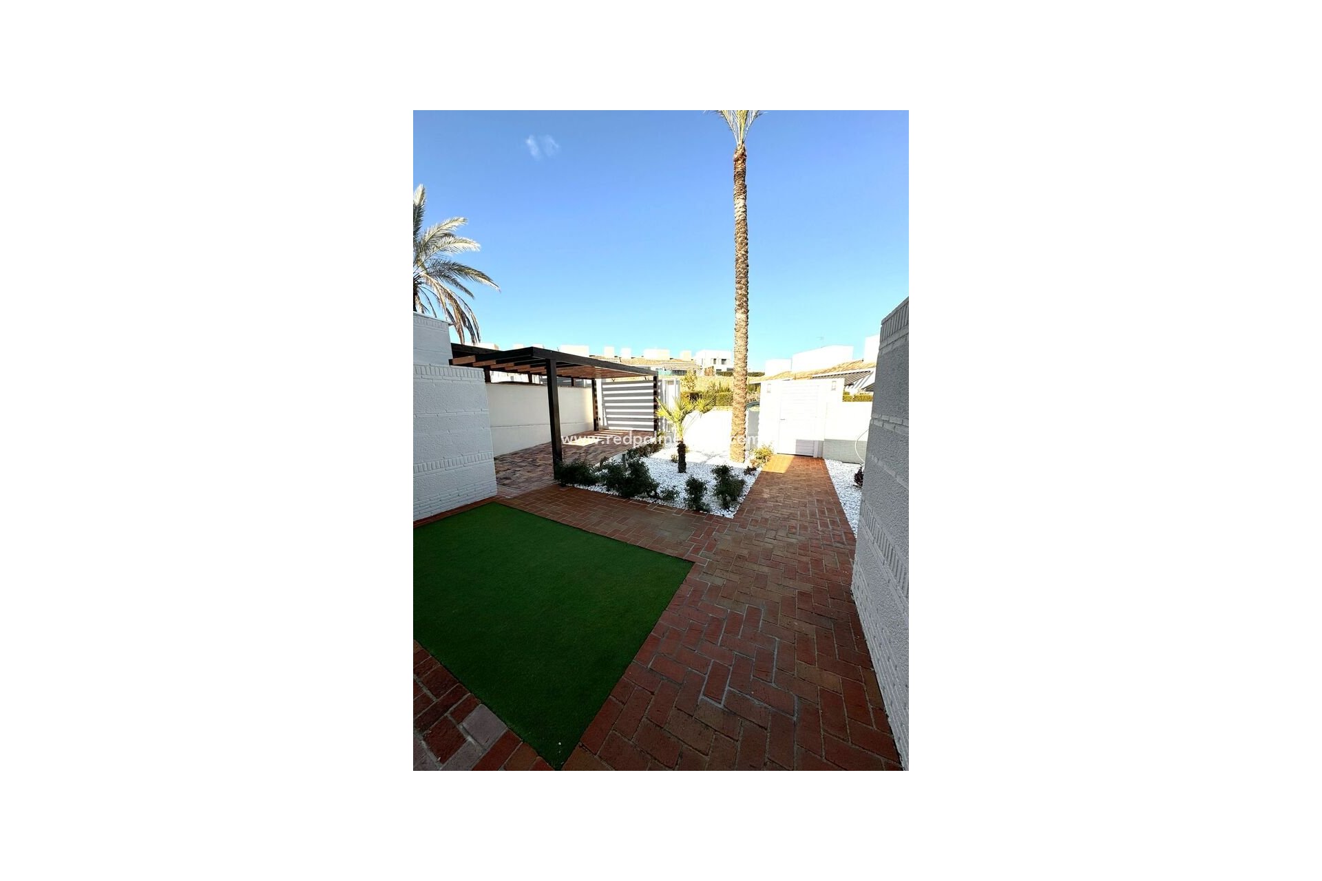 Resale - Villa -
Peraleja Golf - Inland
