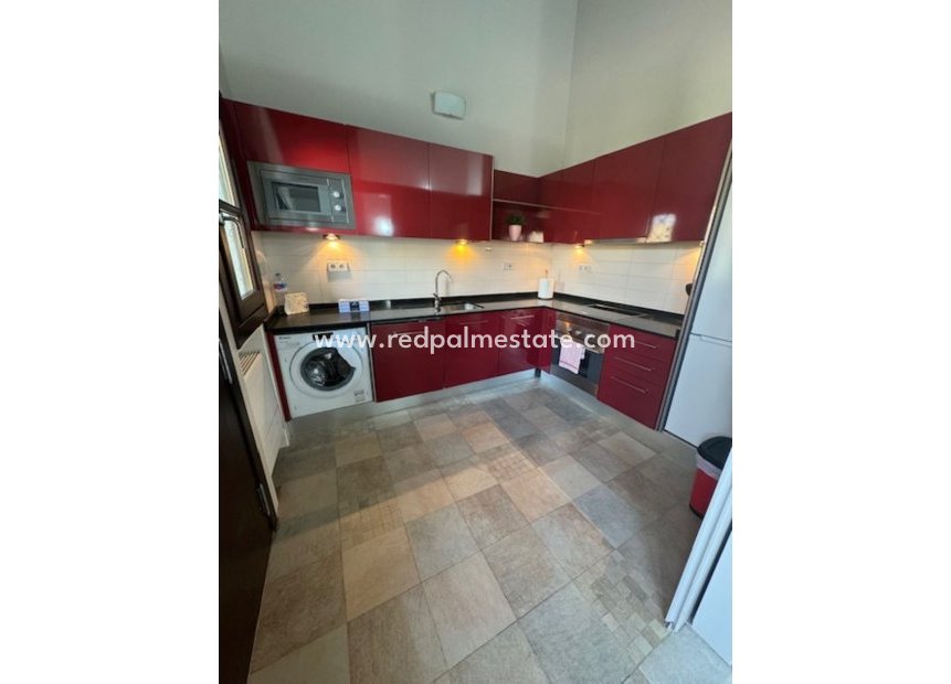 Resale - Villa -
Peraleja Golf - Inland