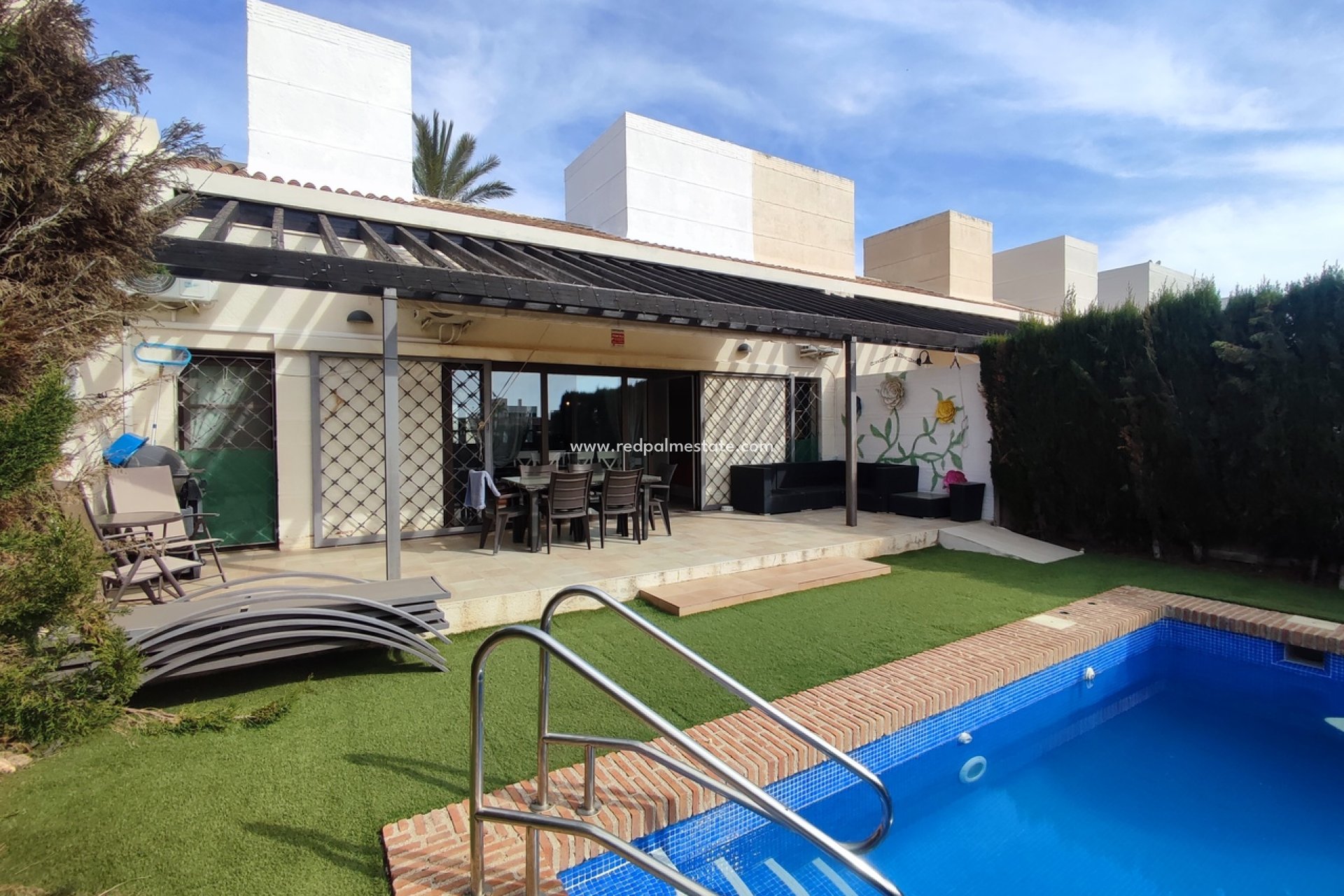 Resale - Villa -
Peraleja Golf - Inland