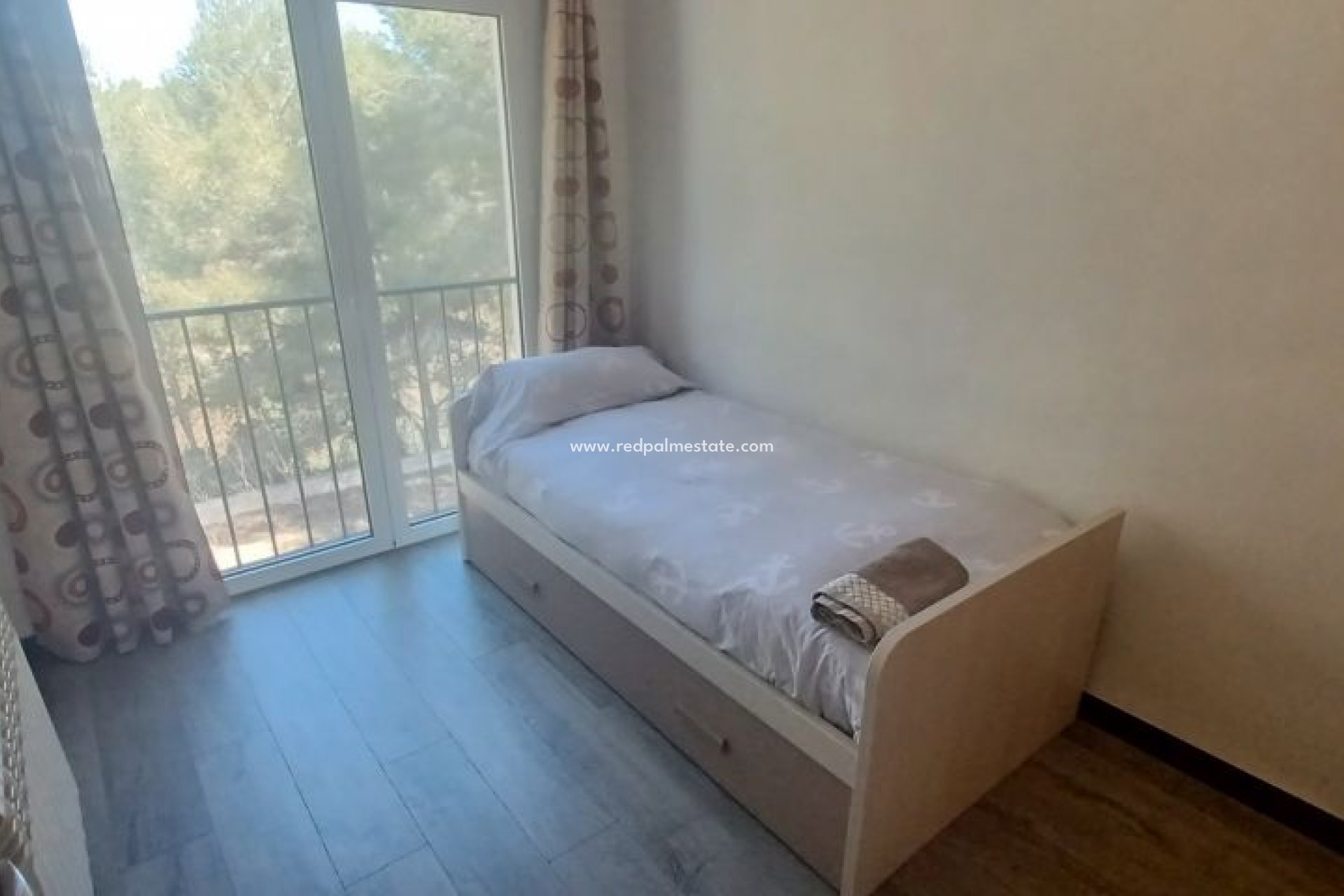 Resale - Villa -
Pilar de la Horadada - Costa Blanca