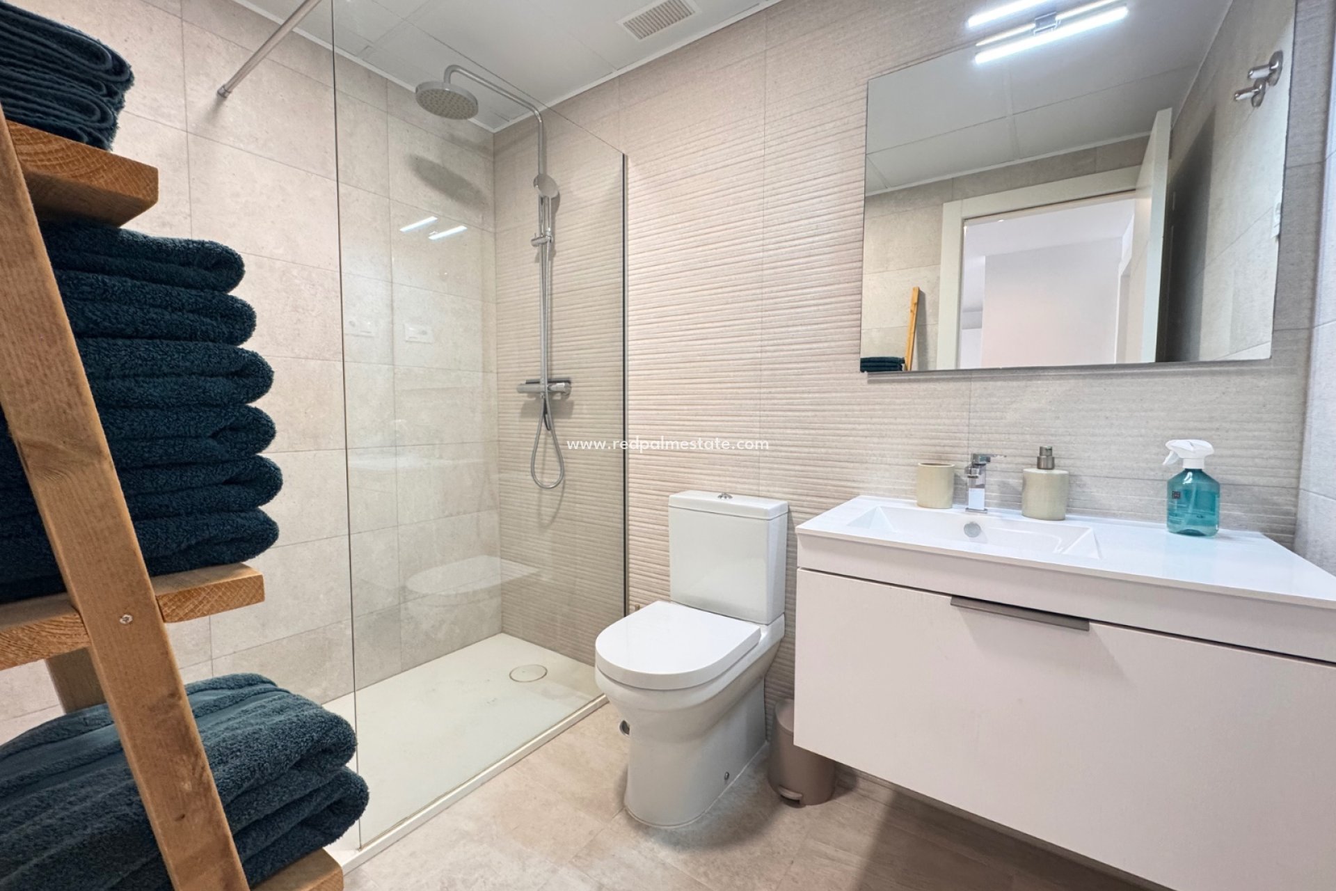 Resale - Villa -
Pilar de la Horadada - Costa Blanca