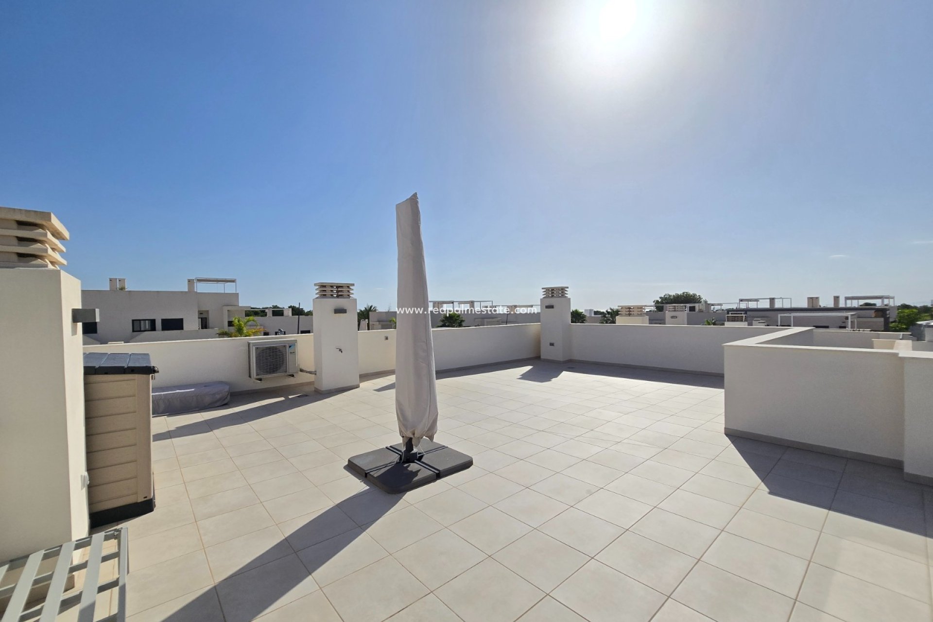 Resale - Villa -
Pilar de la Horadada - Costa Blanca