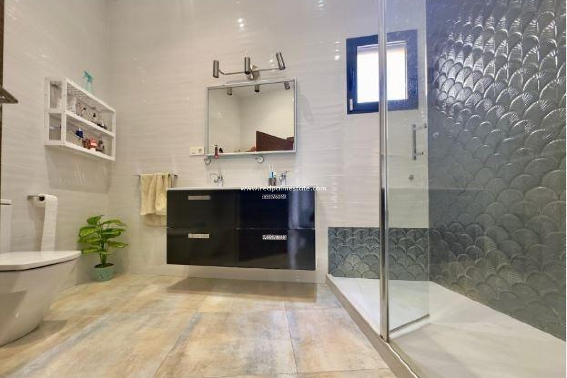 Resale - Villa -
Pilar de la Horadada - Torre de la Horadada