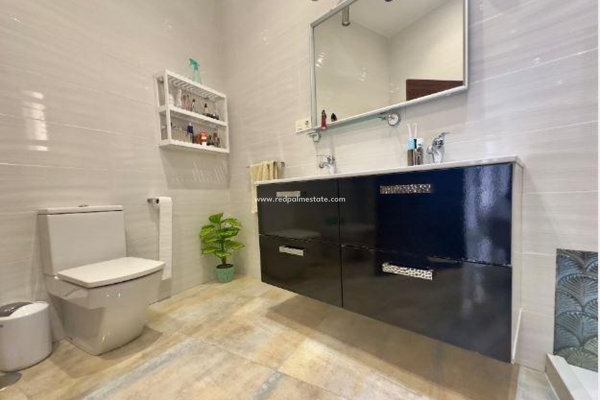 Resale - Villa -
Pilar de la Horadada - Torre de la Horadada