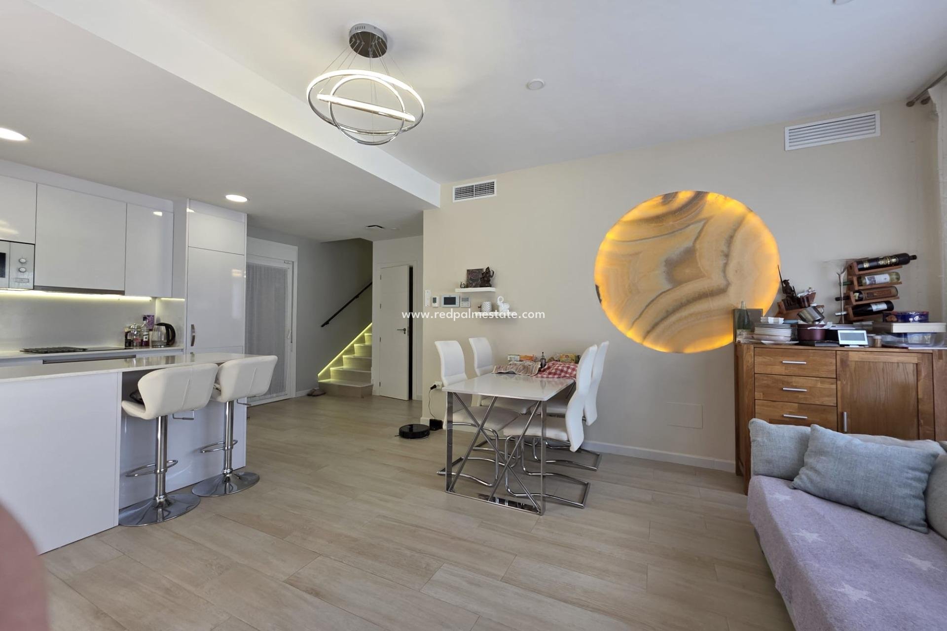 Resale - Villa -
Pilar de la Horadada - Zona Pueblo