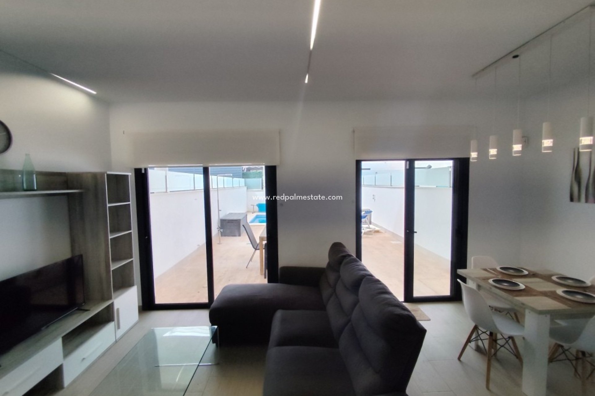 Resale - Villa -
Pilar de la Horadada