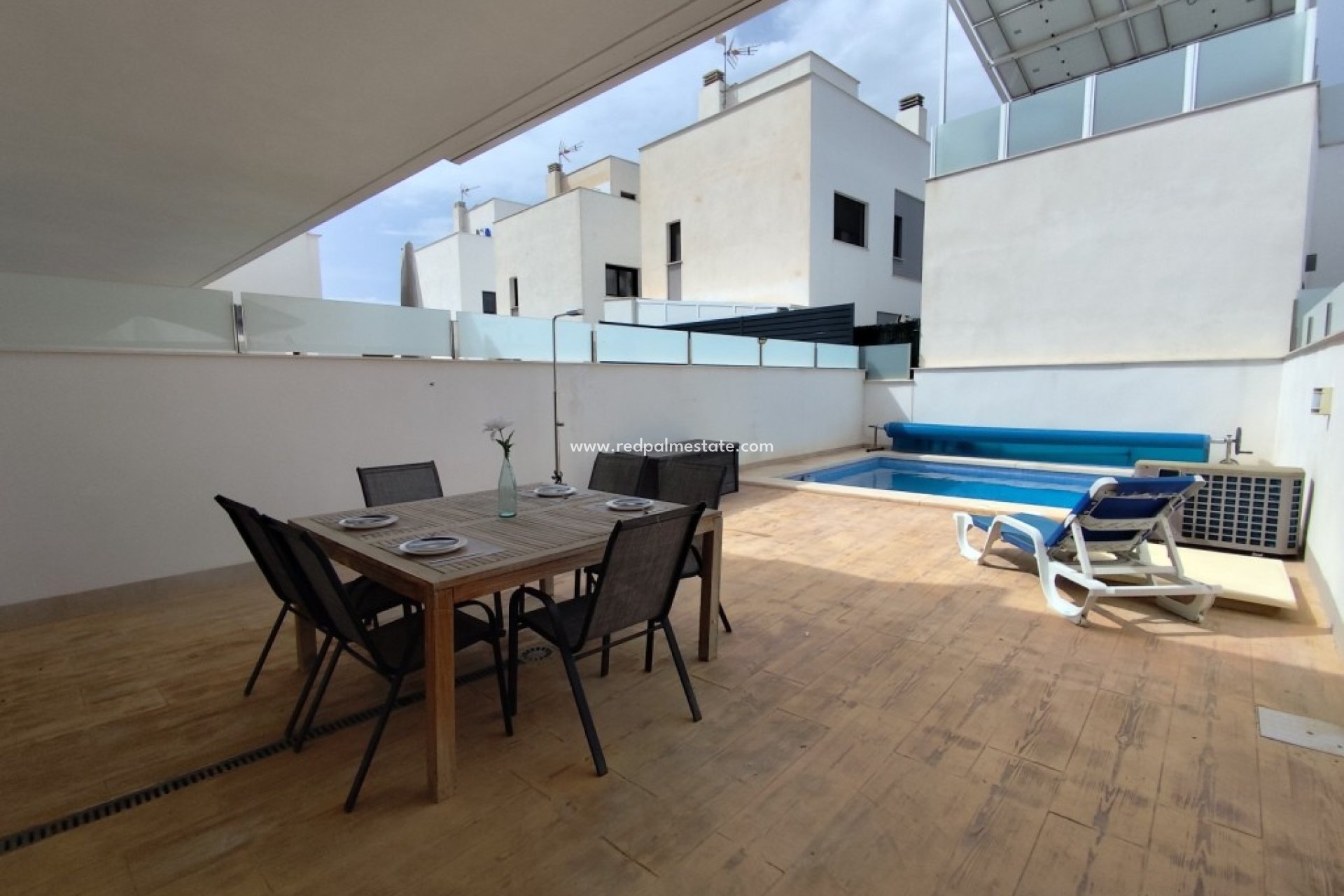 Resale - Villa -
Pilar de la Horadada