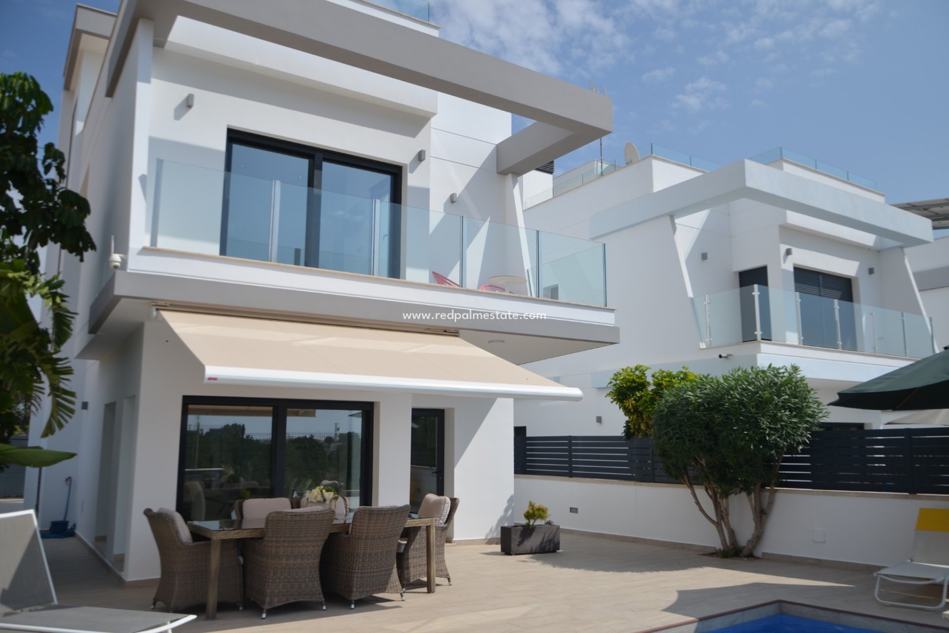 Resale - Villa -
Pilar de la Horadada