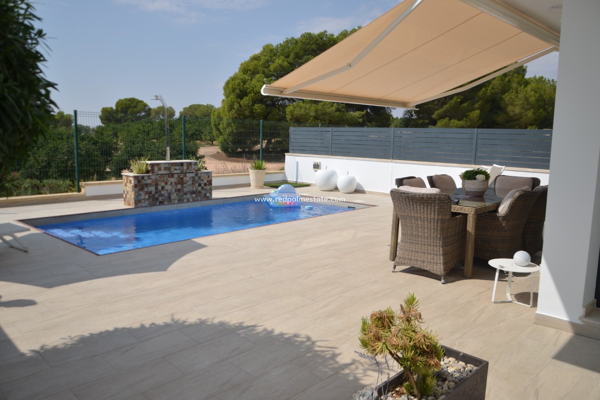Resale - Villa -
Pilar de la Horadada
