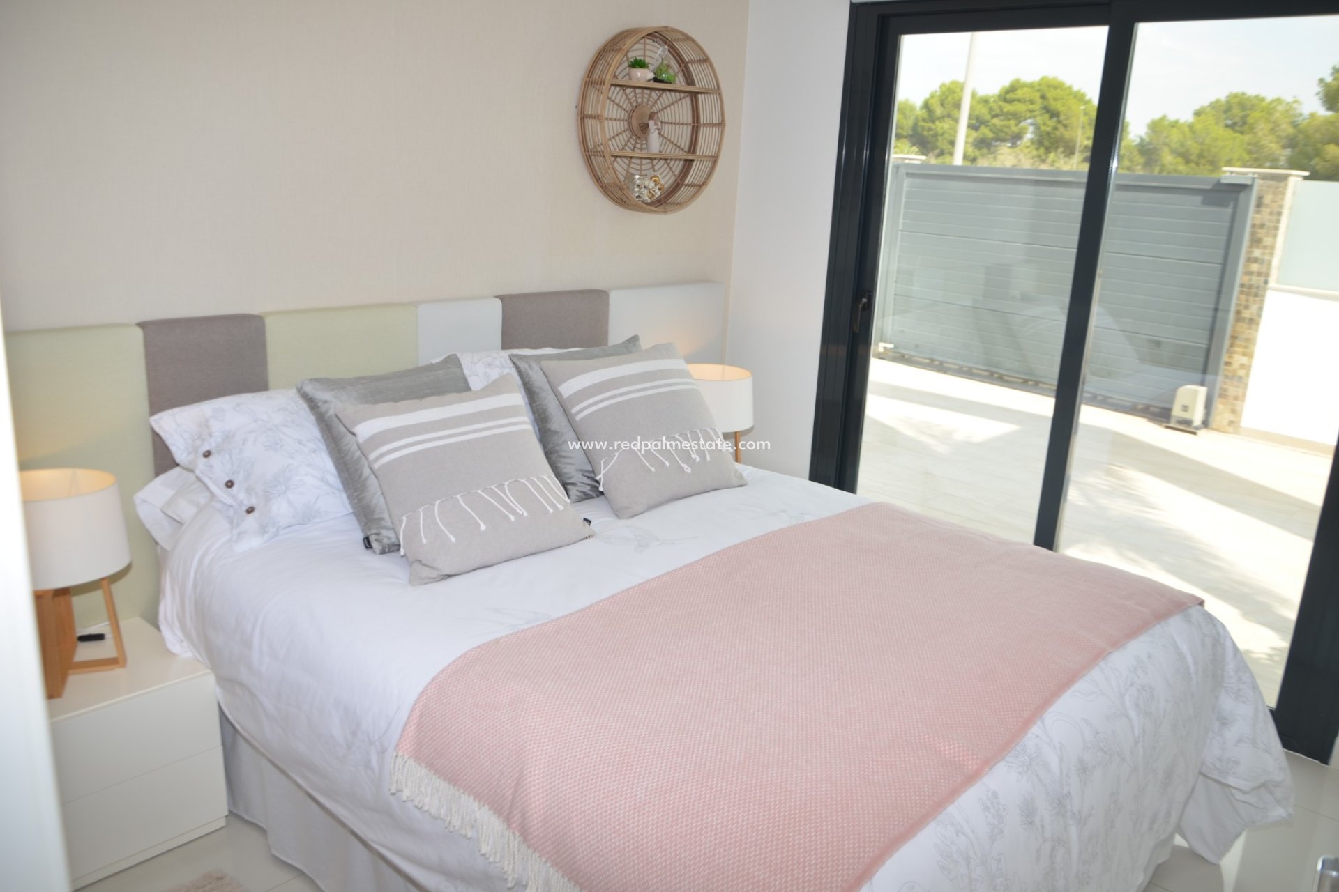 Resale - Villa -
Pilar de la Horadada