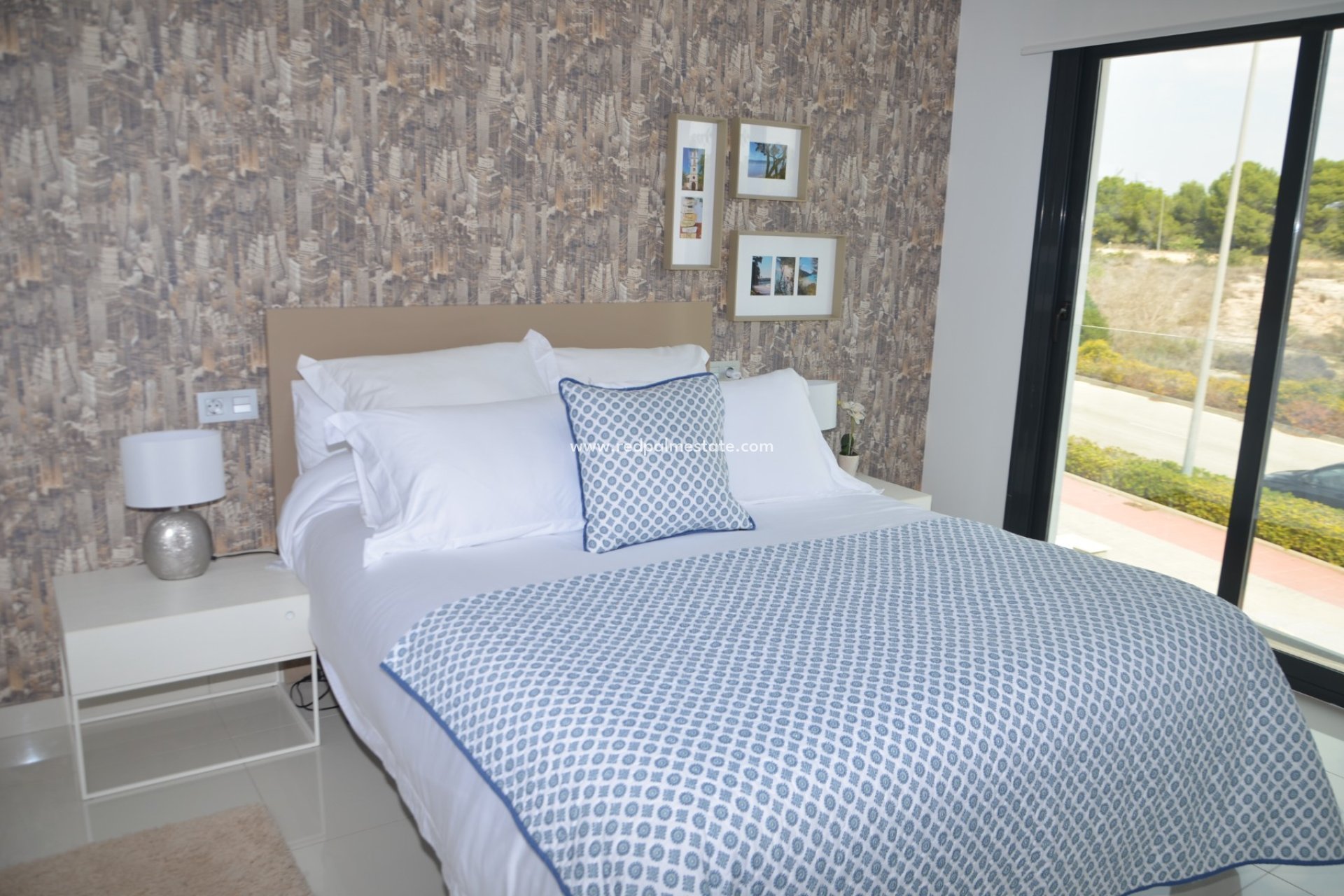 Resale - Villa -
Pilar de la Horadada