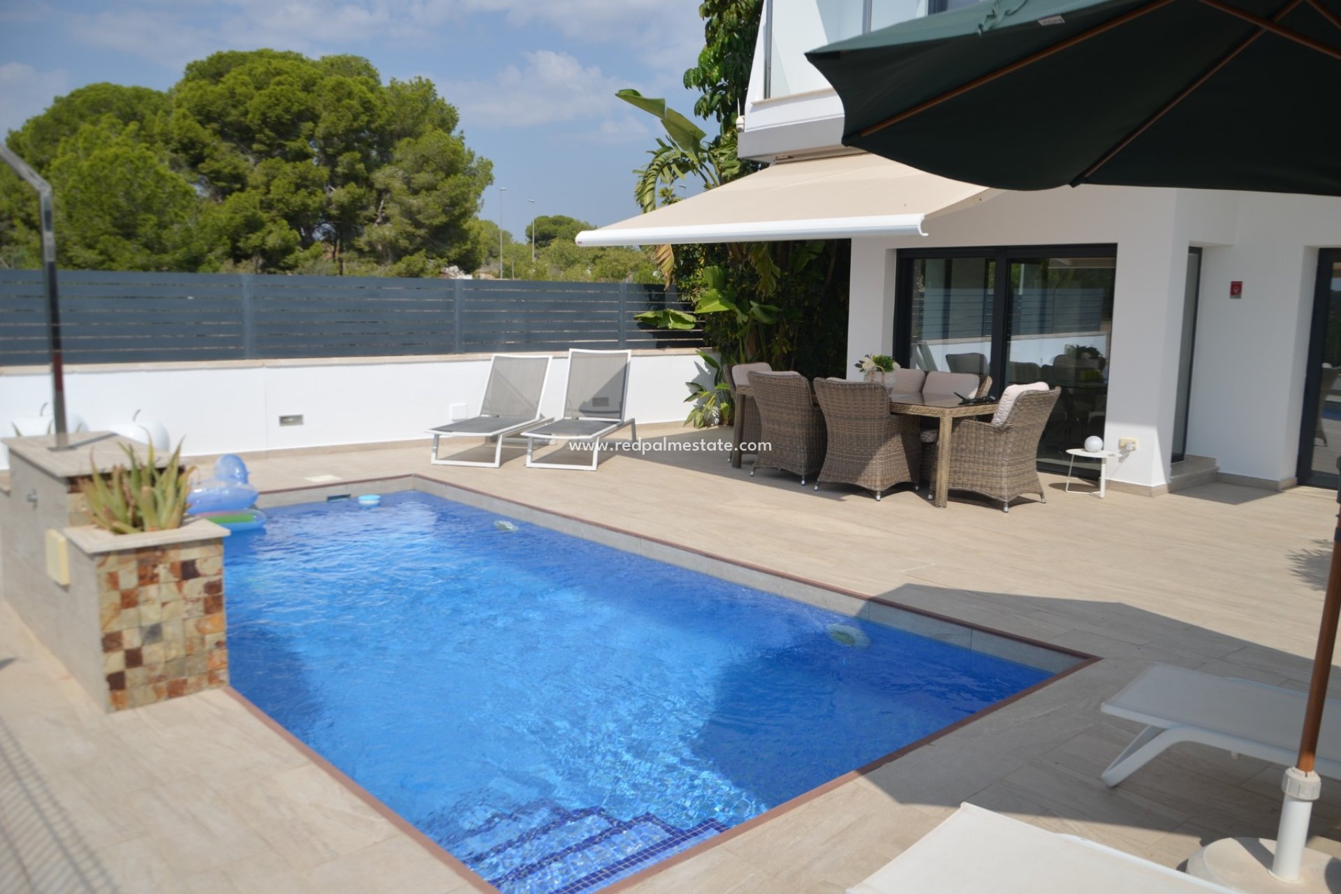 Resale - Villa -
Pilar de la Horadada