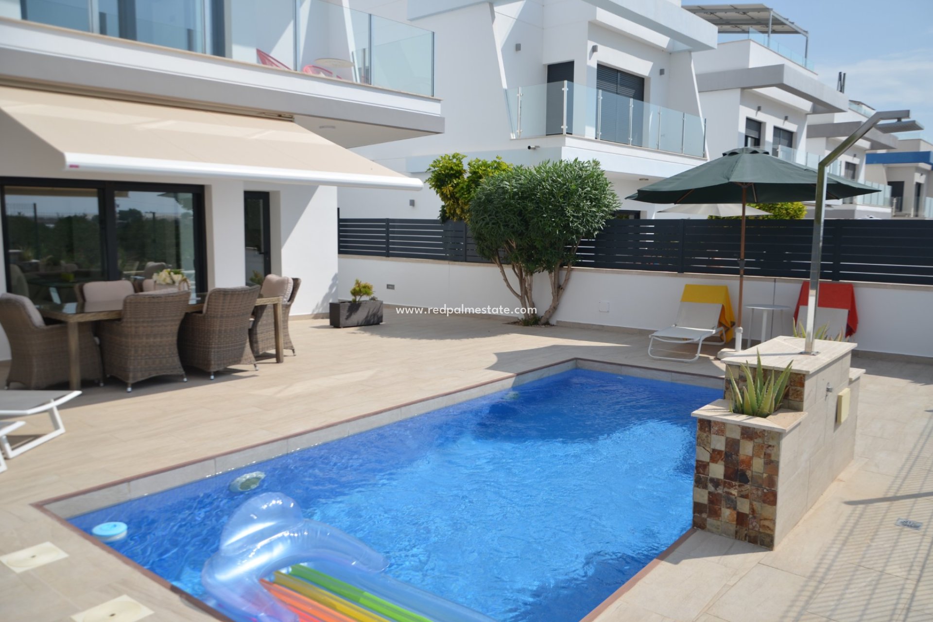 Resale - Villa -
Pilar de la Horadada