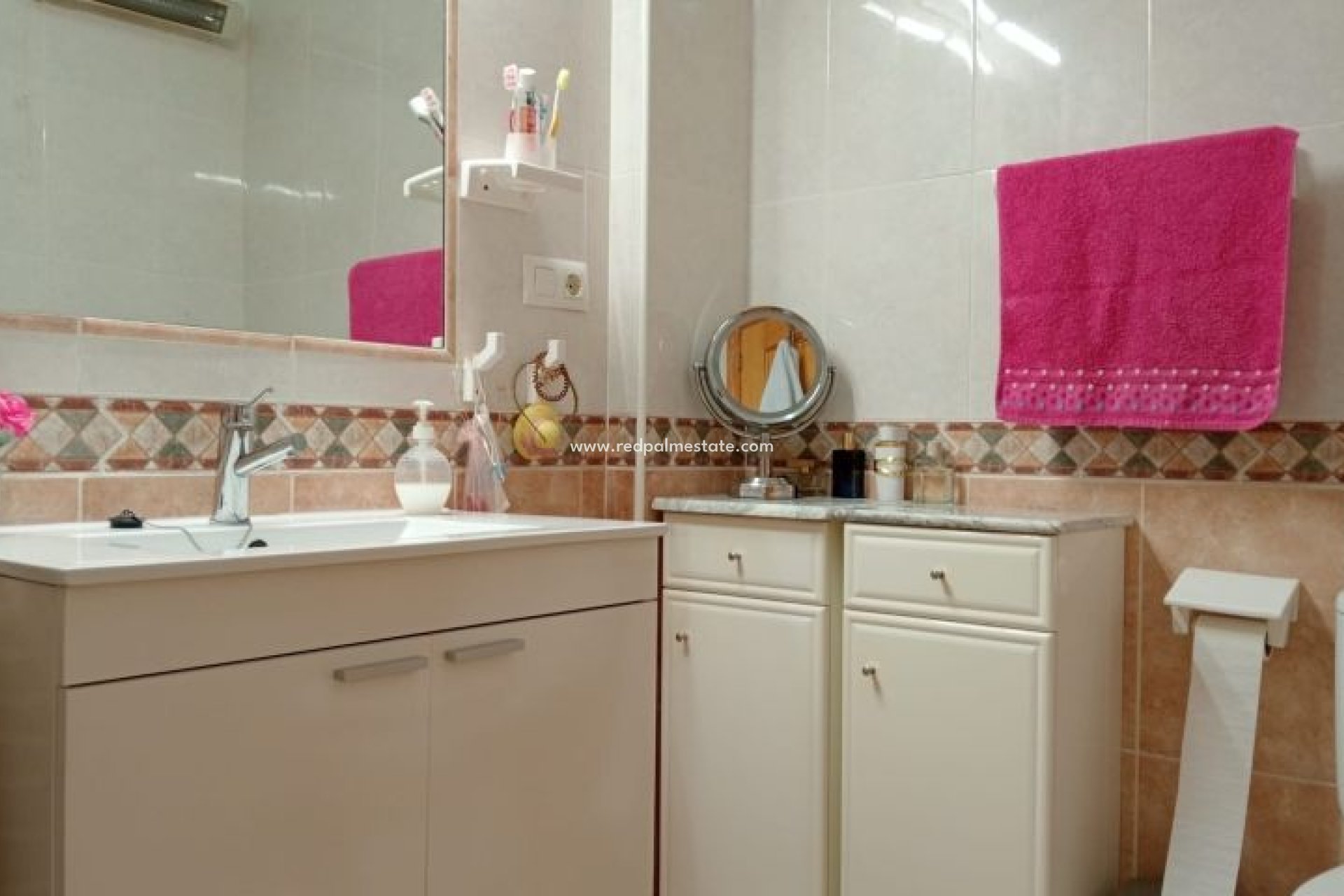 Resale - Villa -
Pilar de la Horadada