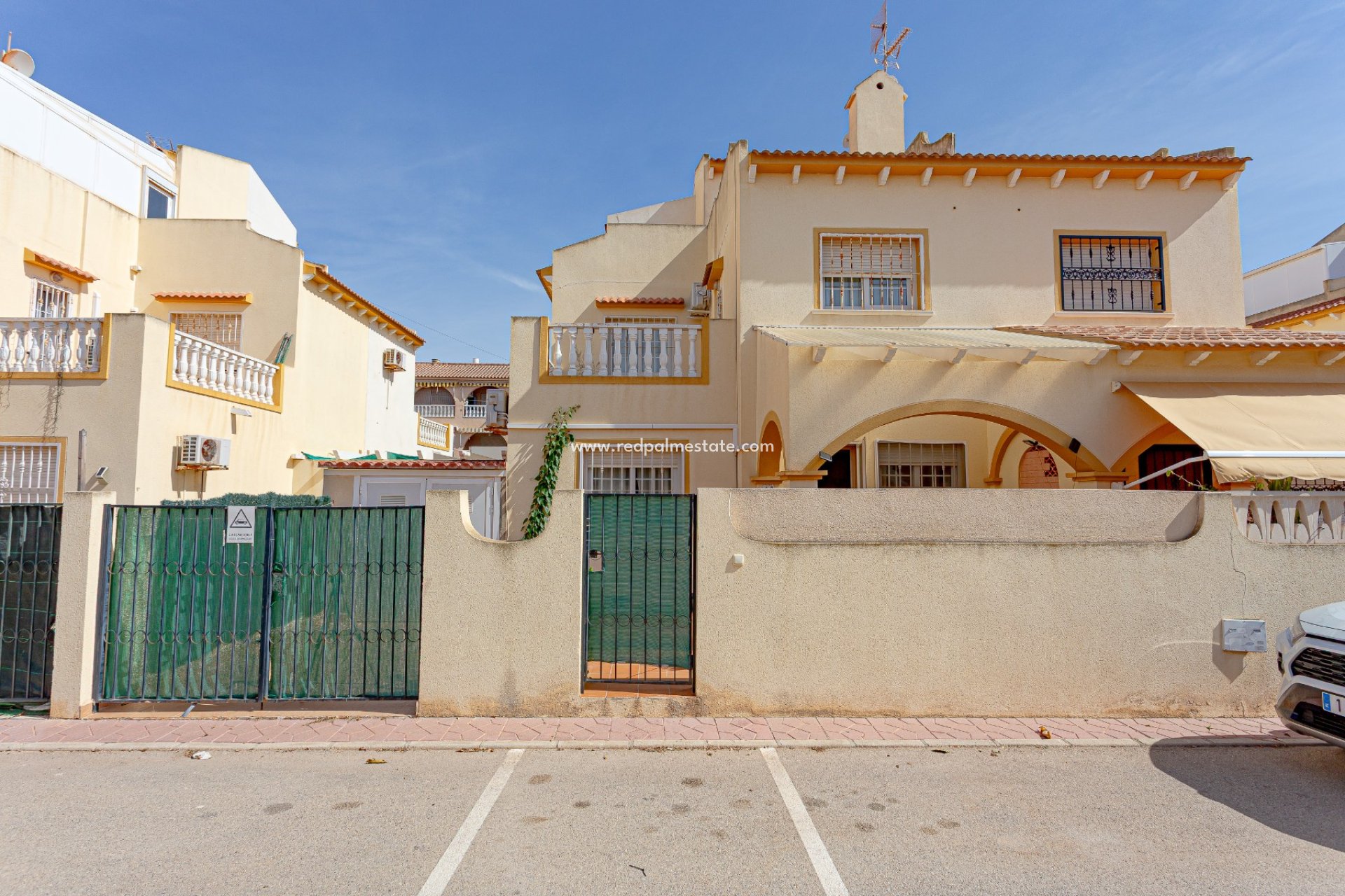 Resale - Villa -
Pilar de la Horadada