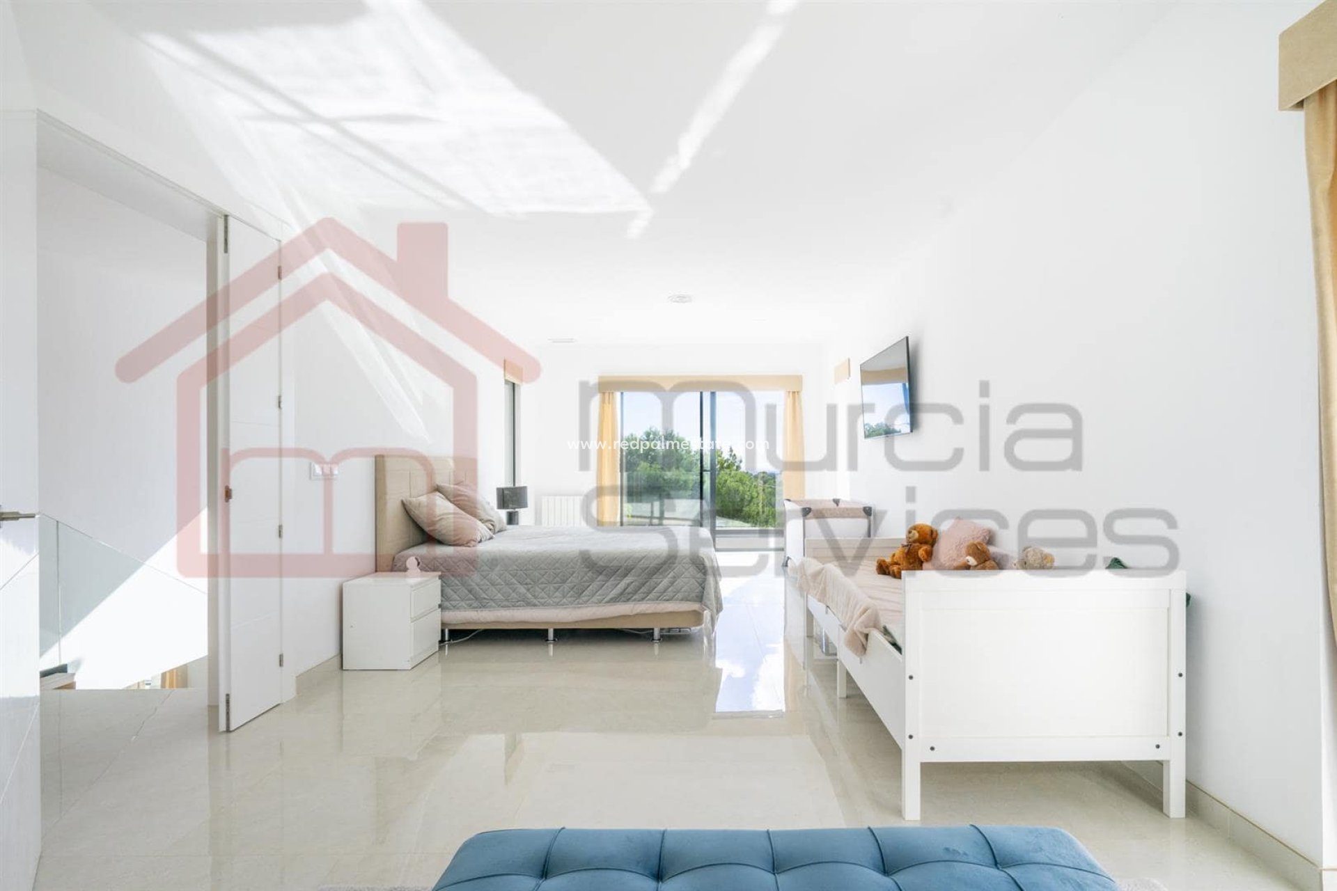 Resale - Villa -
Pinar de Campoverde - Inland