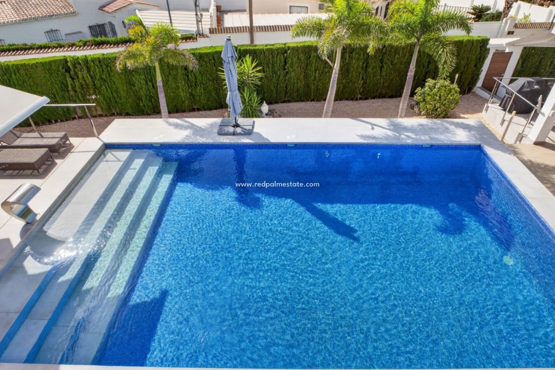 Resale - Villa -
Pinar de Campoverde - Inland